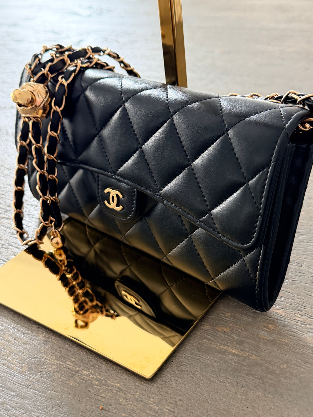 CHANEL Long Wallet with Full Set | Lambskin | Gold Hardware | Microchip (2022–2024