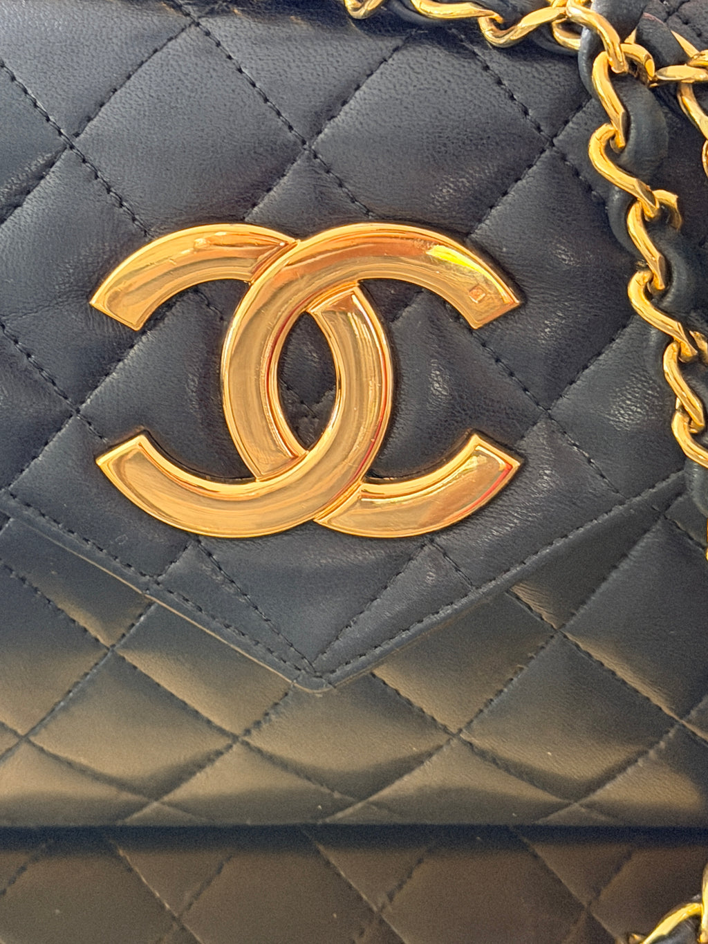 Chanel Vintage Matelasse Mini Shoulder Bag Single Flap Black Lambskin Leather 1986 - 1989