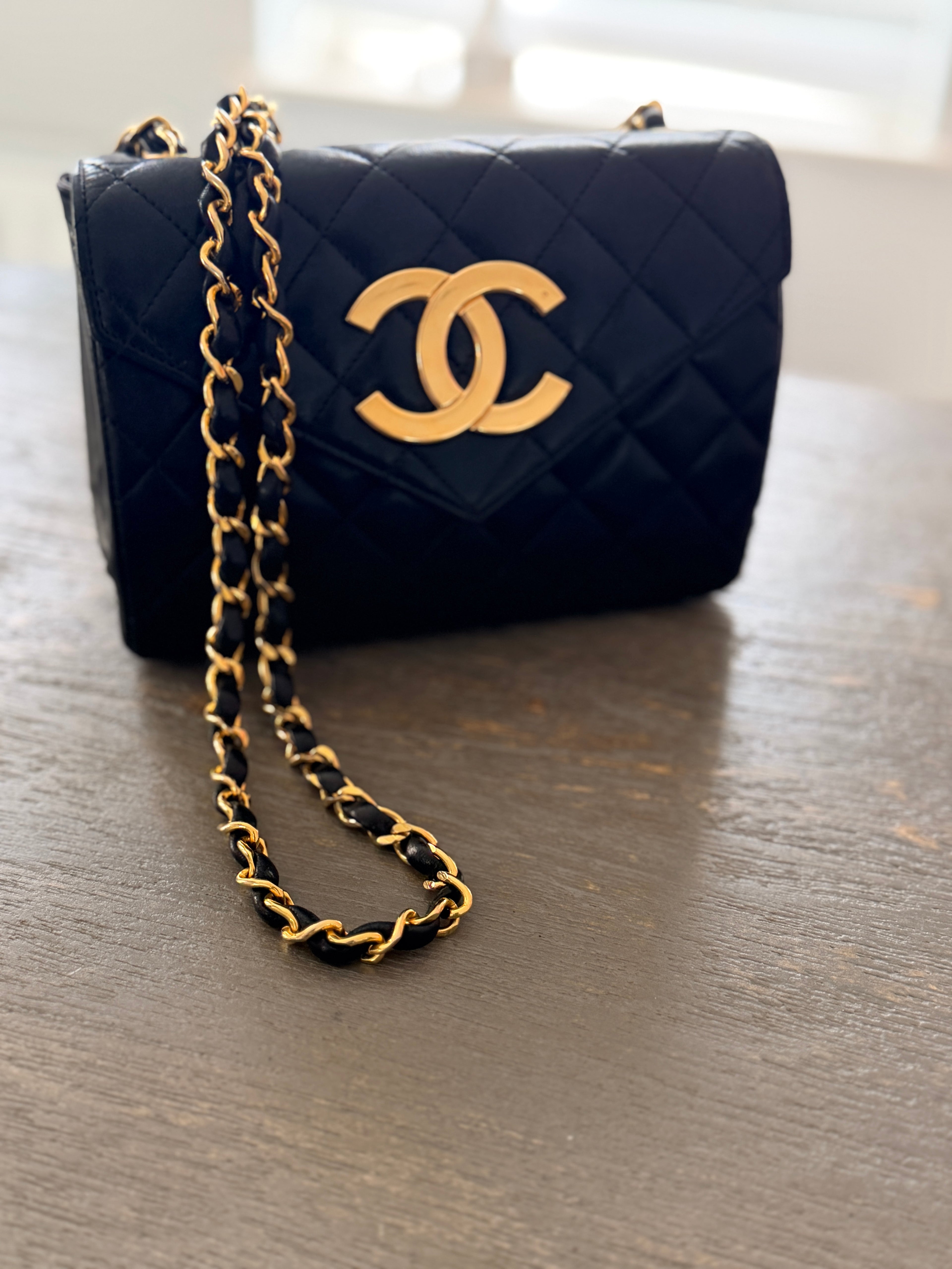 Chanel Vintage Matelasse Mini Shoulder Bag Single Flap Black Lambskin Leather 1986 - 1989