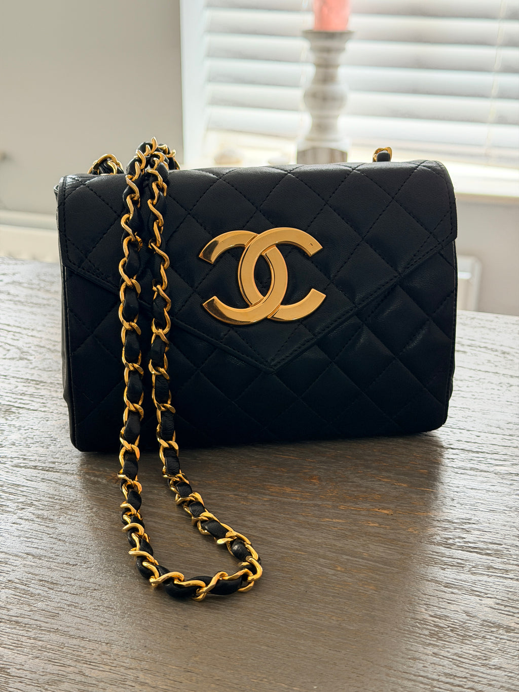 Chanel Vintage Matelasse Mini Shoulder Bag Single Flap Black Lambskin Leather 1986 - 1989