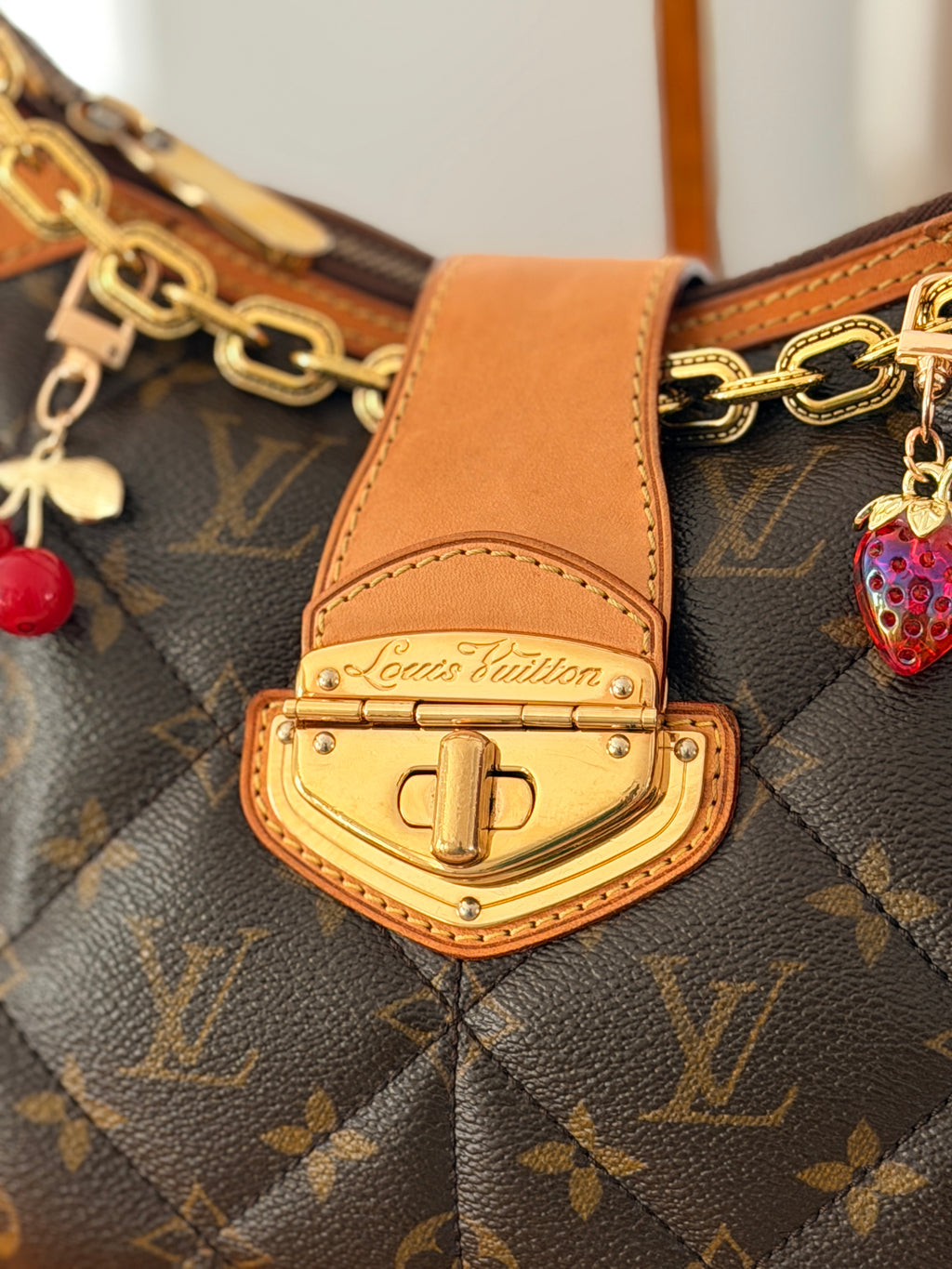 Louis Vuitton Etoile City PM Monogram- Limited Edition