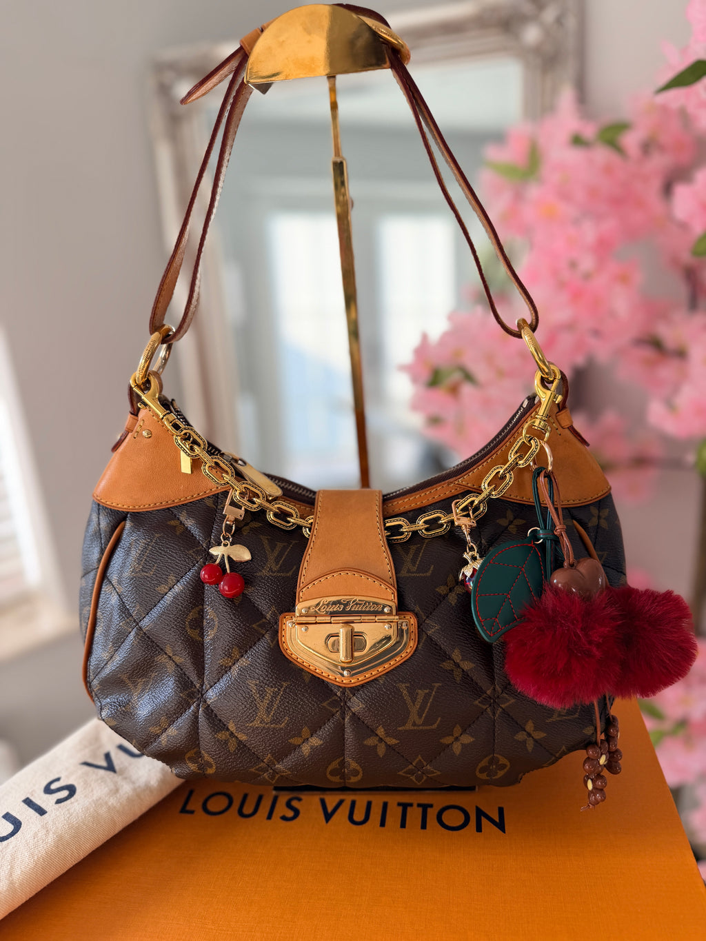 Louis Vuitton Etoile City PM Monogram- Limited Edition
