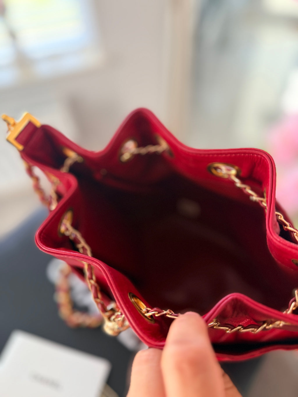 Chanel Vintage Bucket Bag • Lambskin • 24K Gold-Plated Hardware (1986–1988) • Lambskin