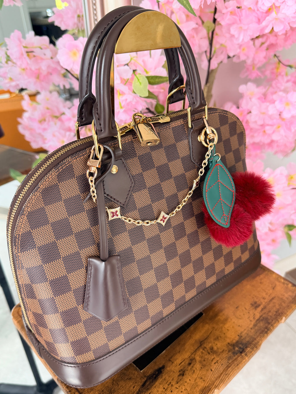 Louis Vuitton Alma PM in Damier Ebene – 2021 Microchip Edition with Full Set & Additional Louis Vuitton Strap