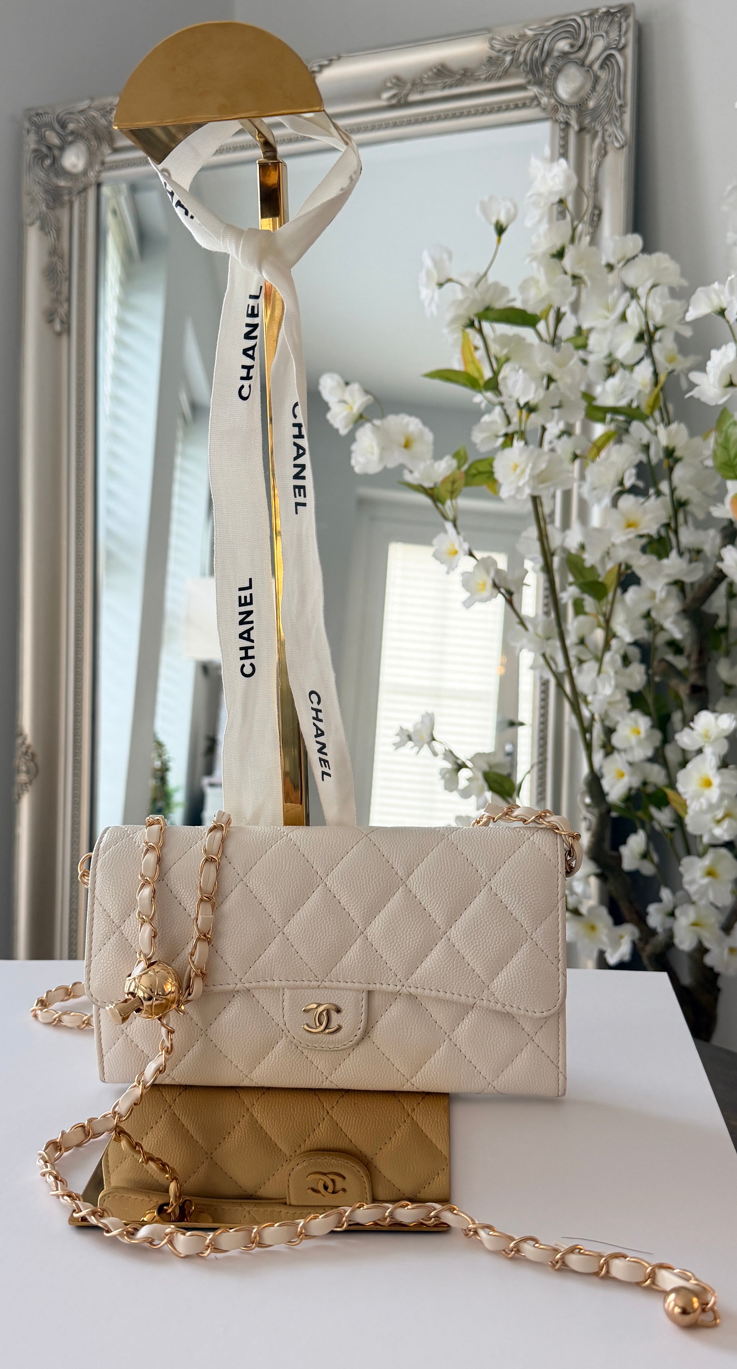 Chanel Matelasse Long Wallet White Caviar Leather Gold Hardware Series 30