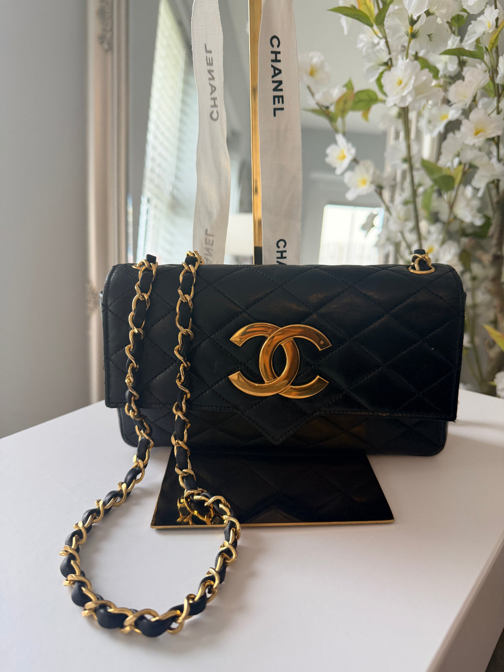 Chanel Vintage Mini Shoulder Bag Black Lambskin Leather Single Flap 1986 - 1989