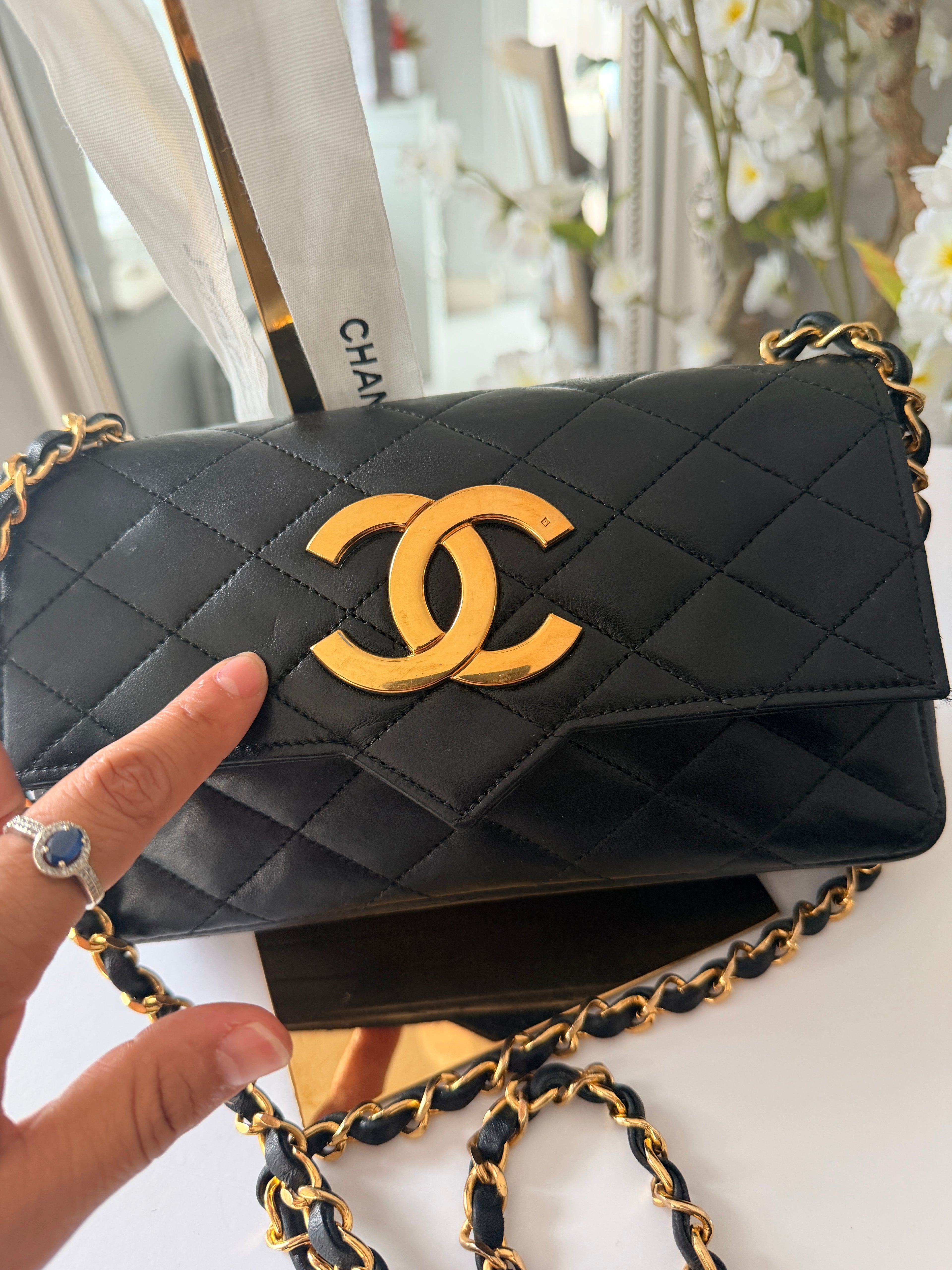Chanel Vintage Mini Shoulder Bag Black Lambskin Leather Single Flap 1986 - 1989