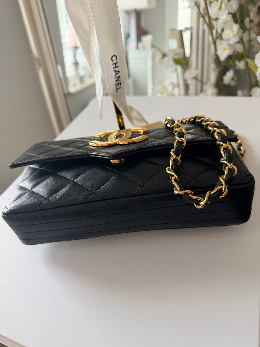 Chanel Vintage Mini Shoulder Bag Black Lambskin Leather Single Flap 1986 - 1989