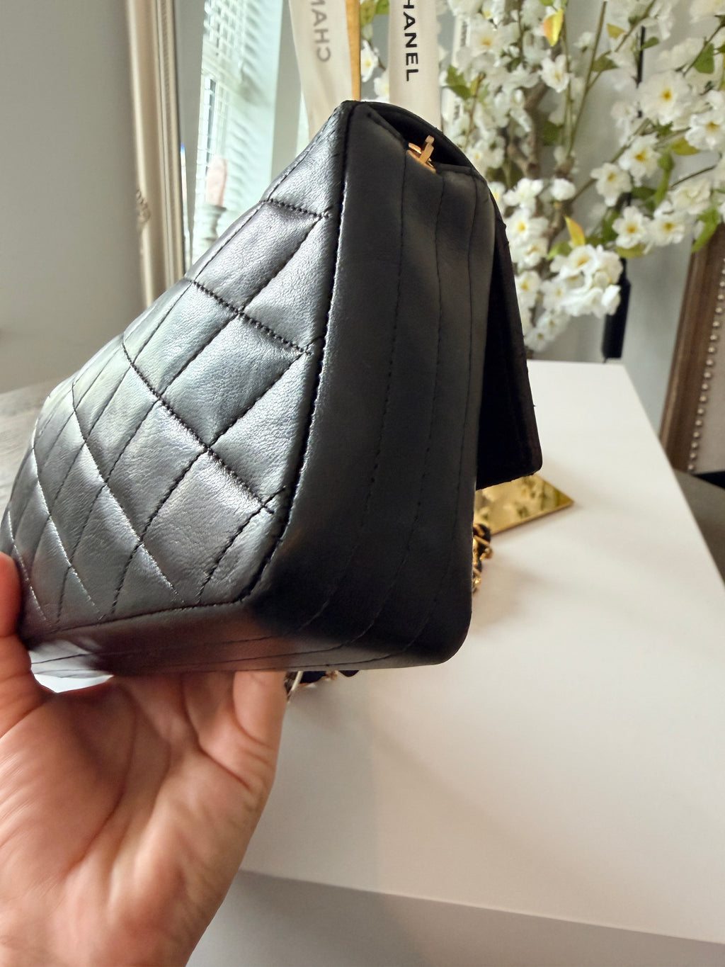 Chanel Vintage Mini Shoulder Bag Black Lambskin Leather Single Flap 1986 - 1989
