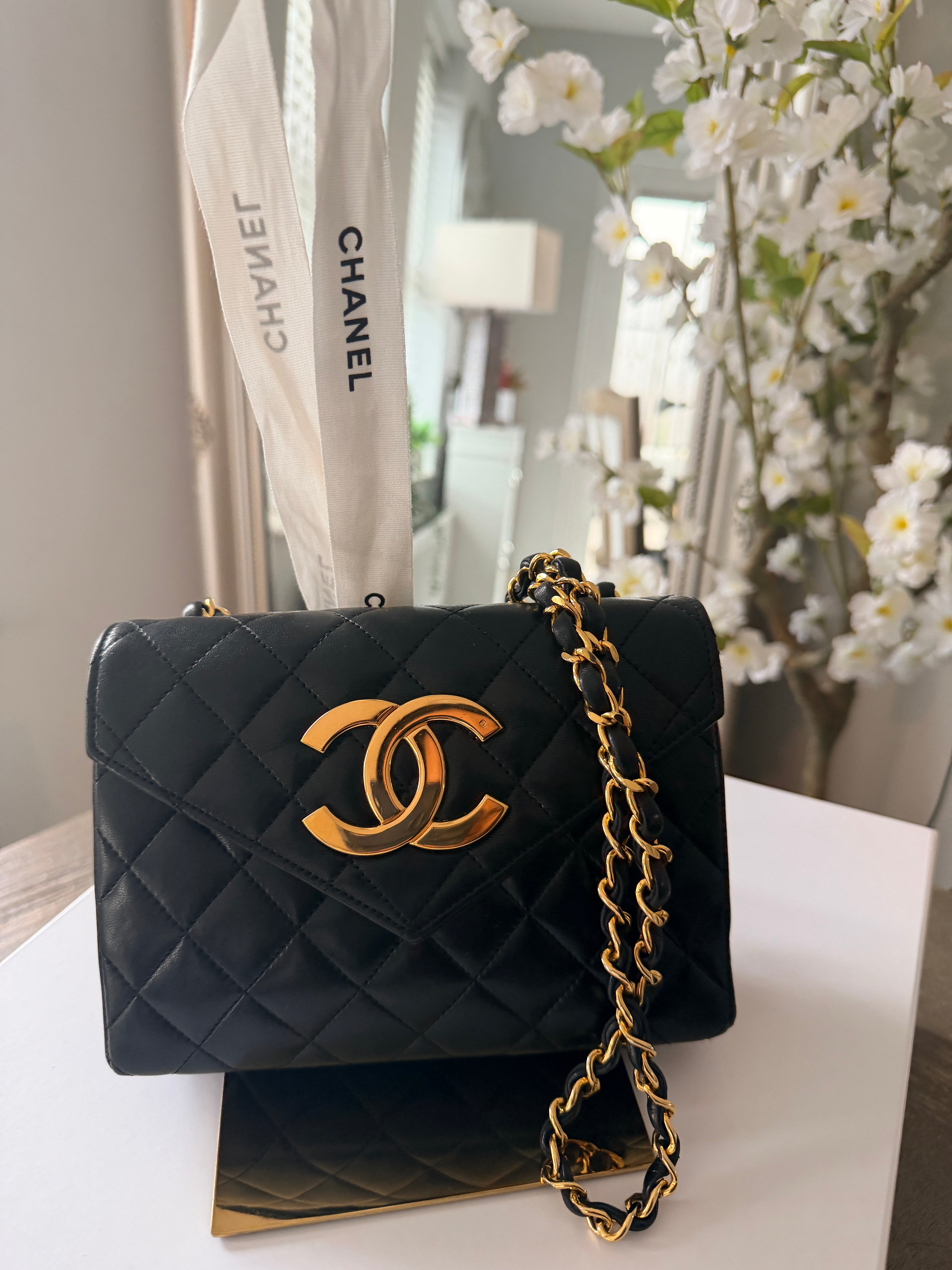 Chanel Vintage Matelasse Mini Shoulder Bag Single Flap Black Lambskin Leather 1986 - 1989