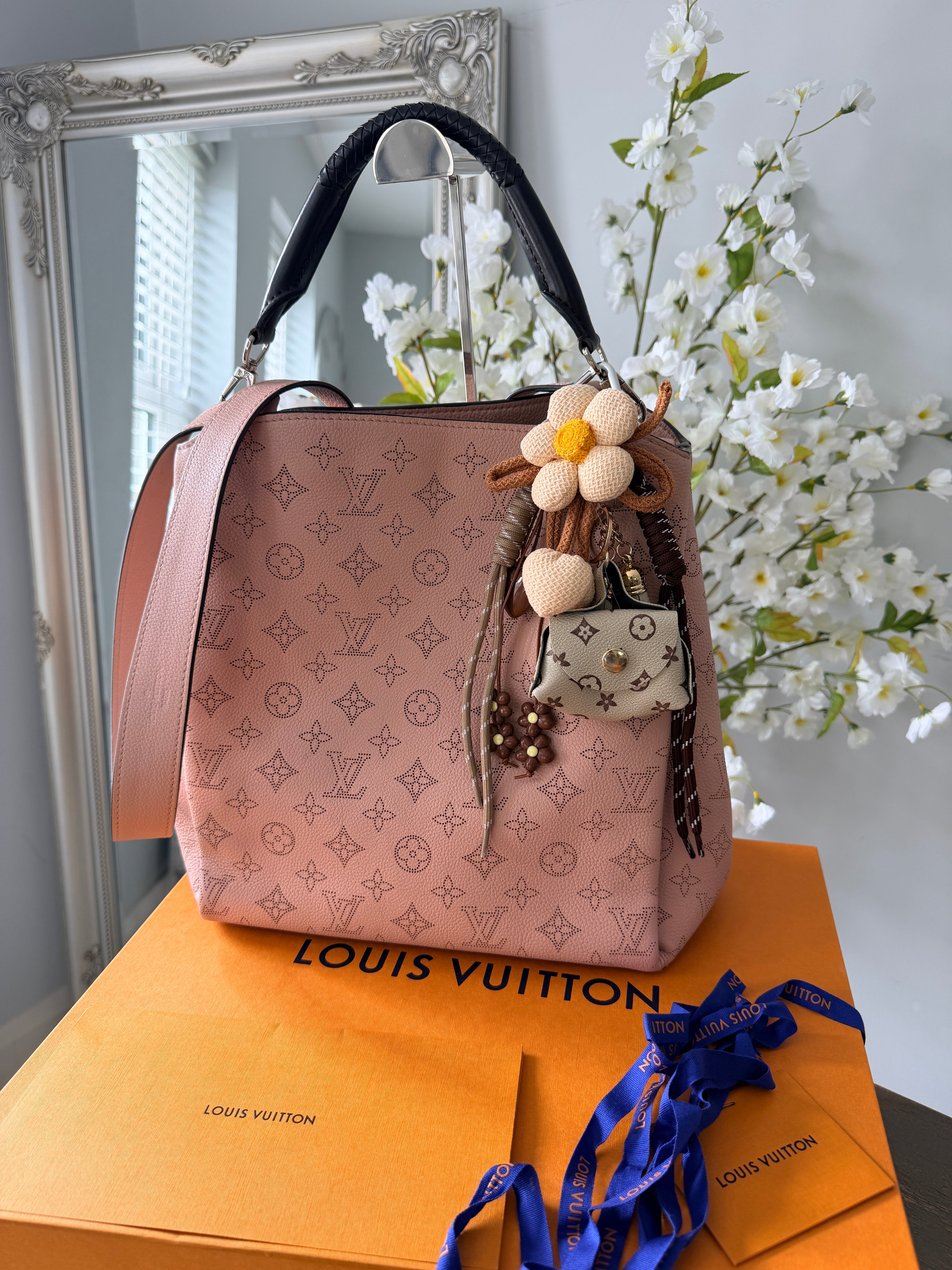 Louis Vuitton Mahina Babylon PM - Boho Tote Bag Magnolia Pink Leather Silver Hardware