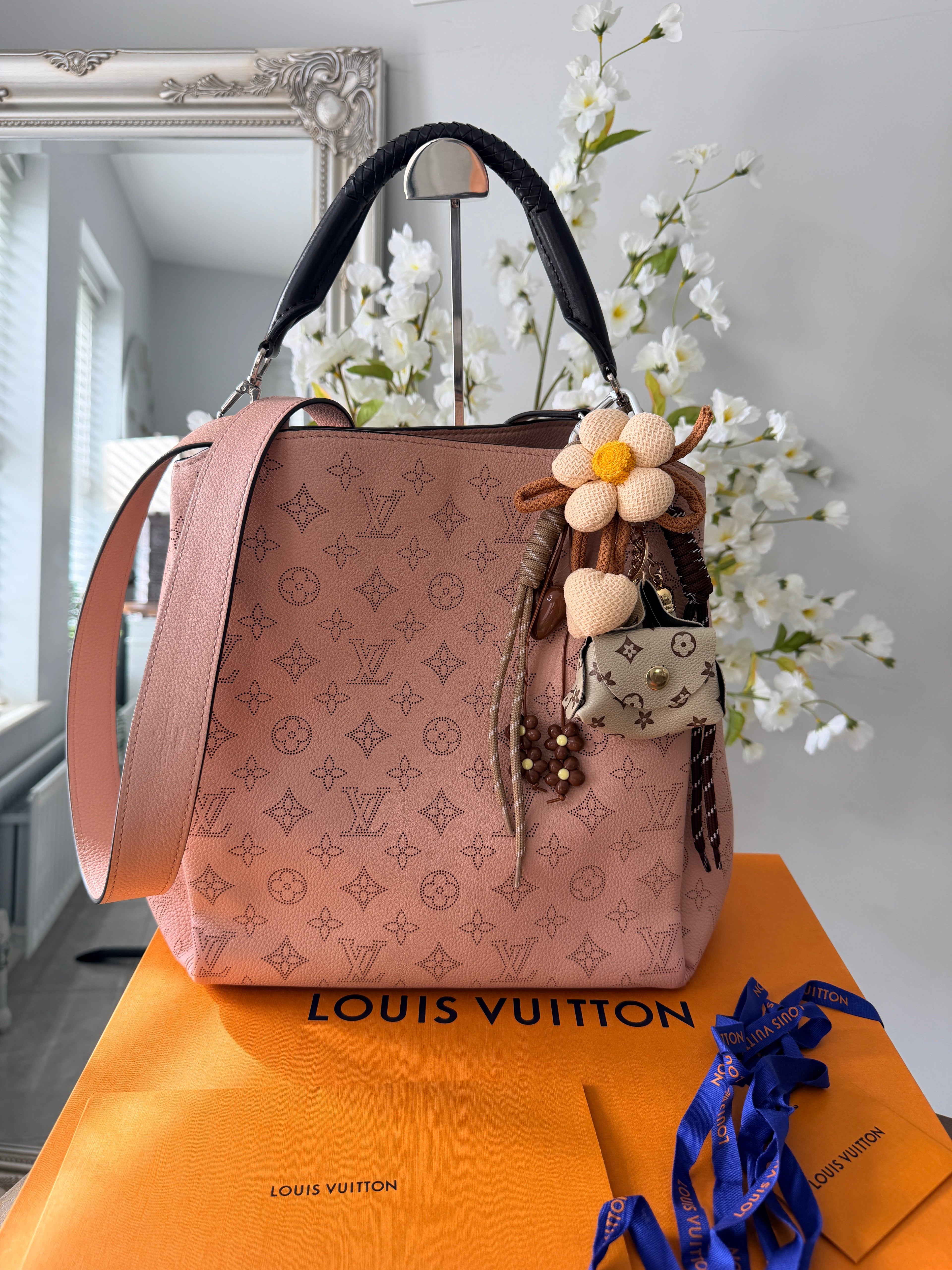 Louis Vuitton Mahina Babylon PM - Boho Tote Bag Magnolia Pink Leather Silver Hardware