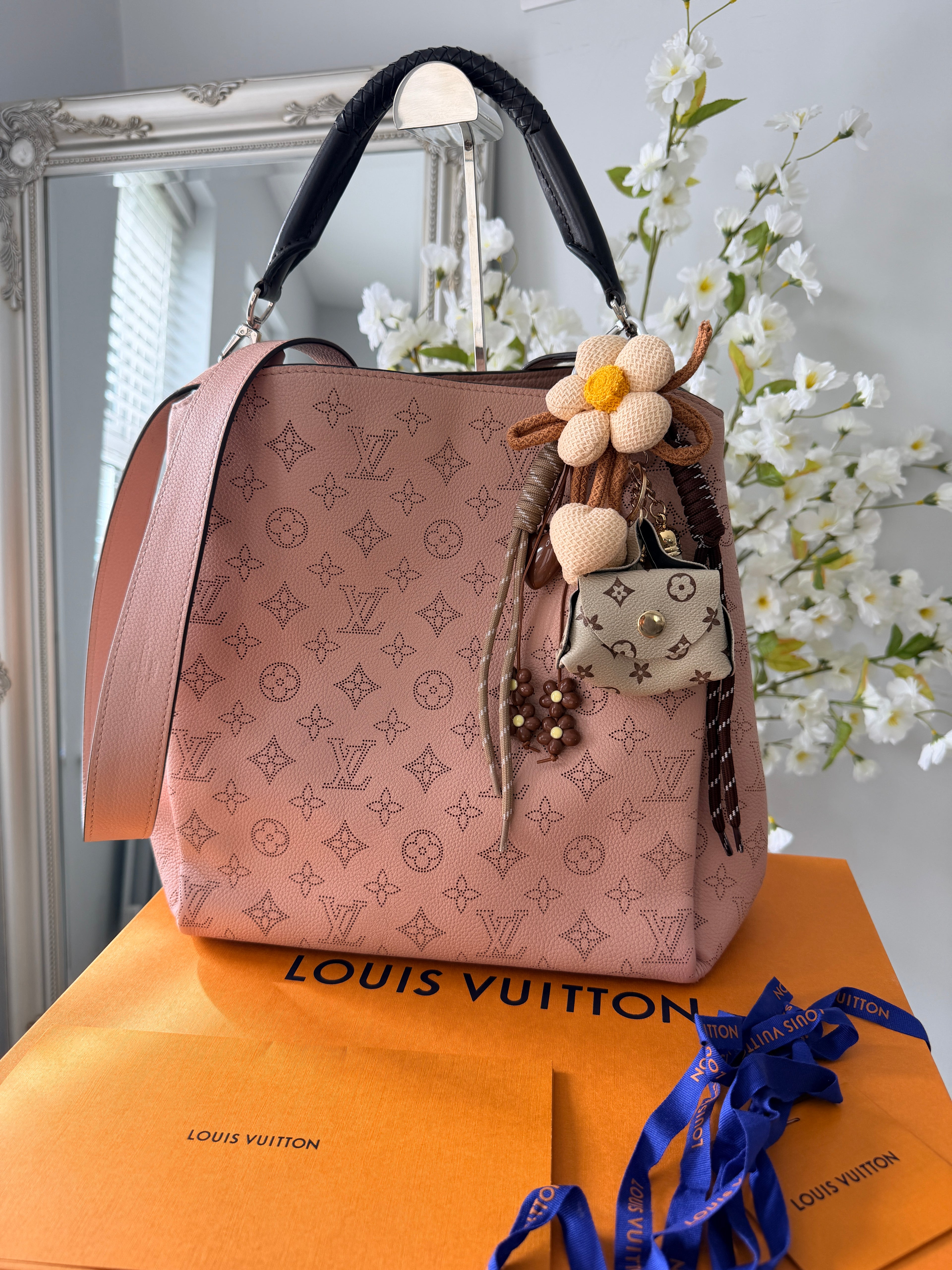 Louis Vuitton Mahina Babylon PM - Boho Tote Bag Magnolia Pink Leather Silver Hardware