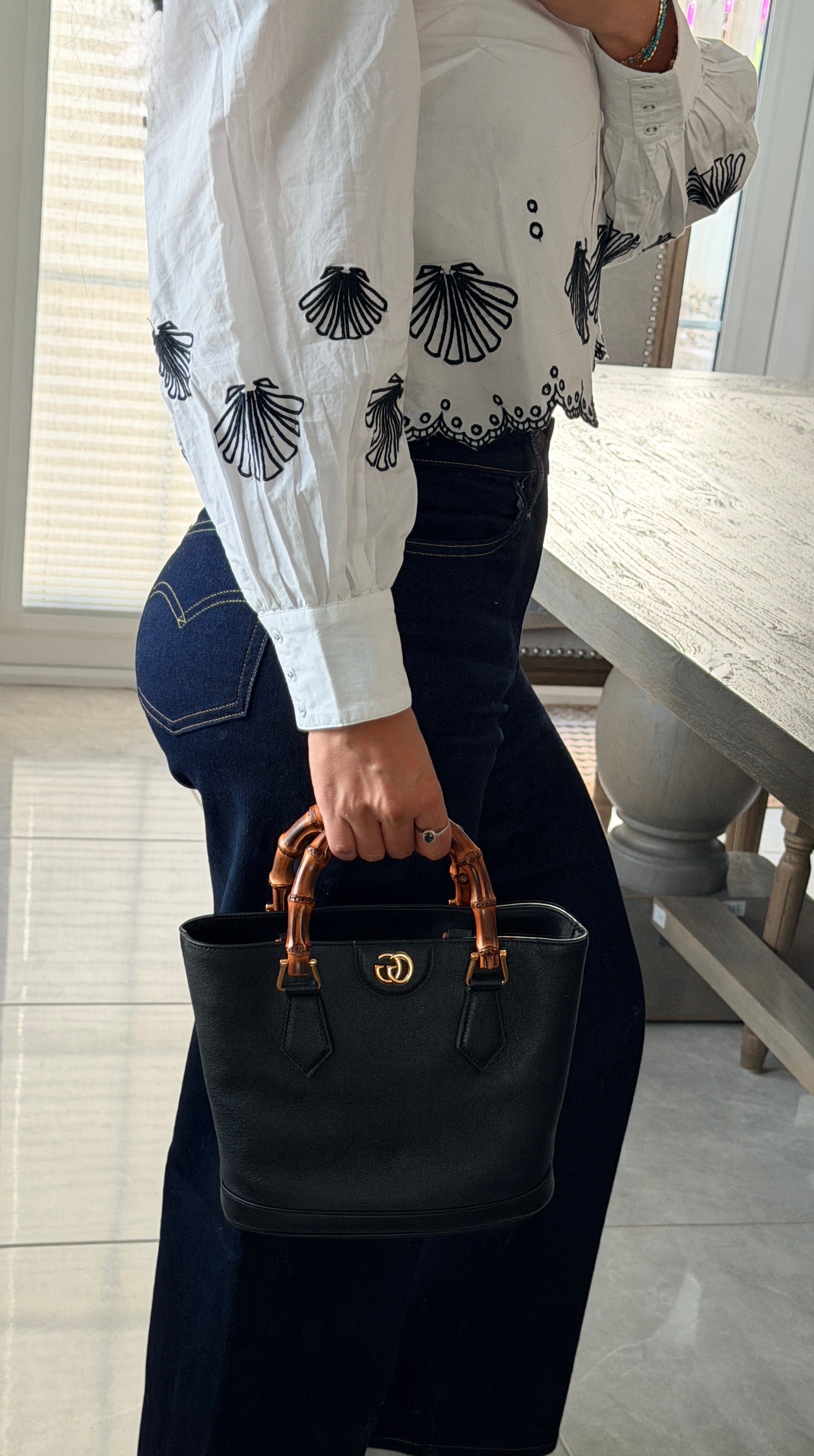 Gucci Diana Bamboo Small Shoulder bag Black Leather Gold Hardware
