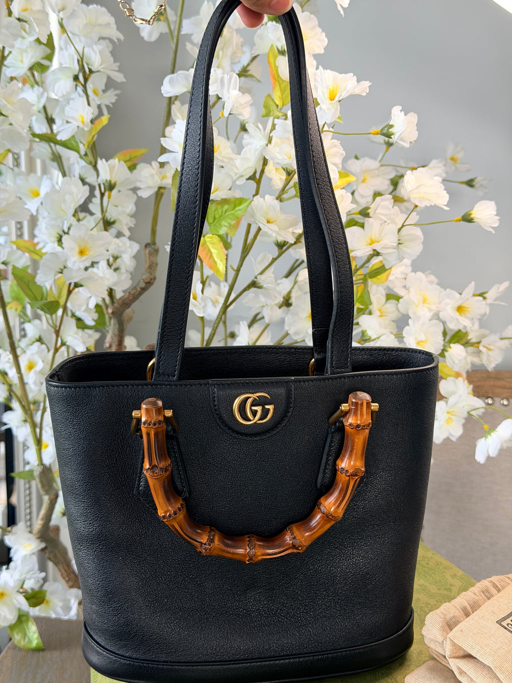 Gucci Diana Bamboo Small Shoulder bag Black Leather Gold Hardware