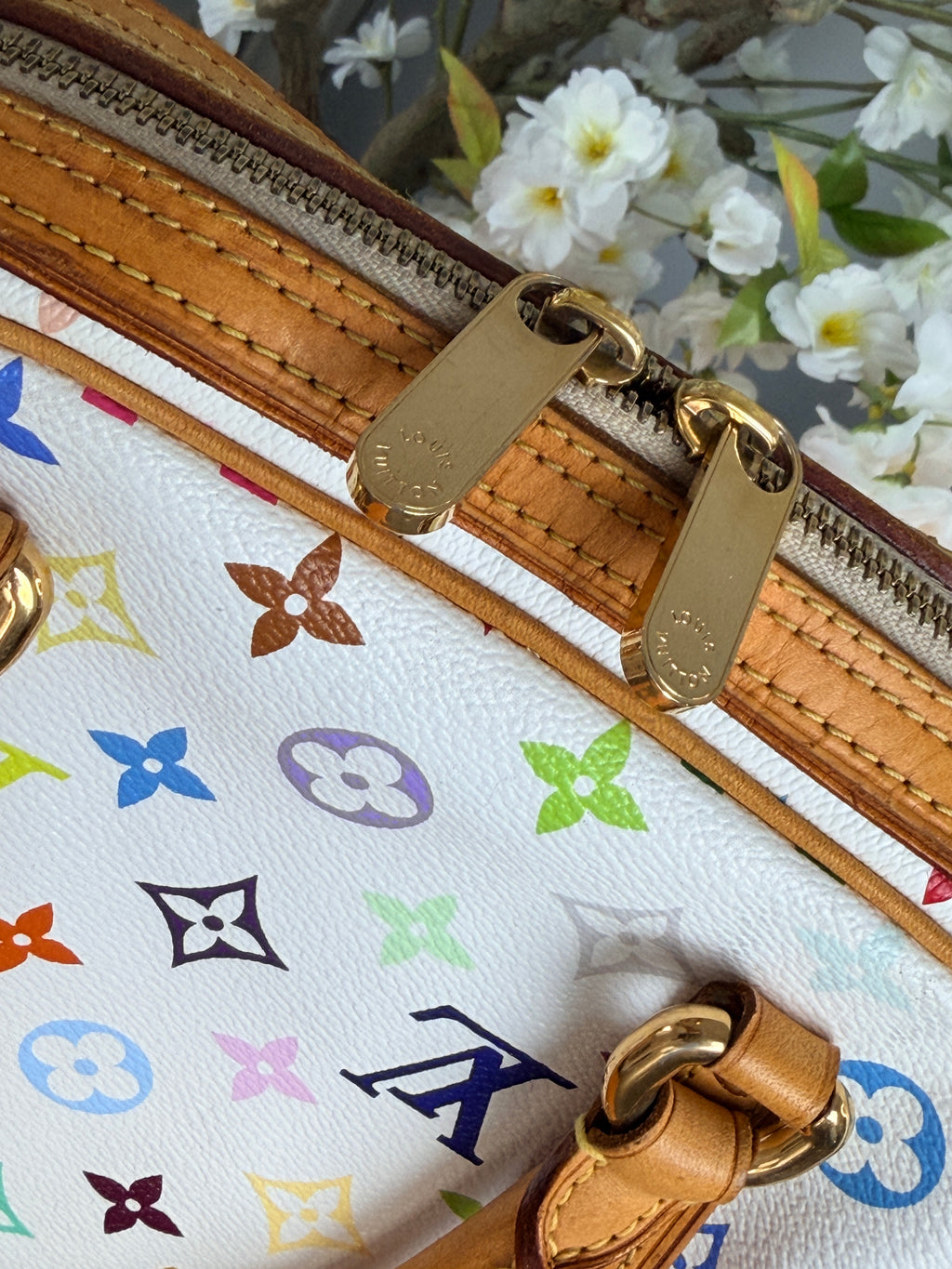 Louis Vuitton Takashi Murakami Priscila Monogram White Leather Gold Hardware
