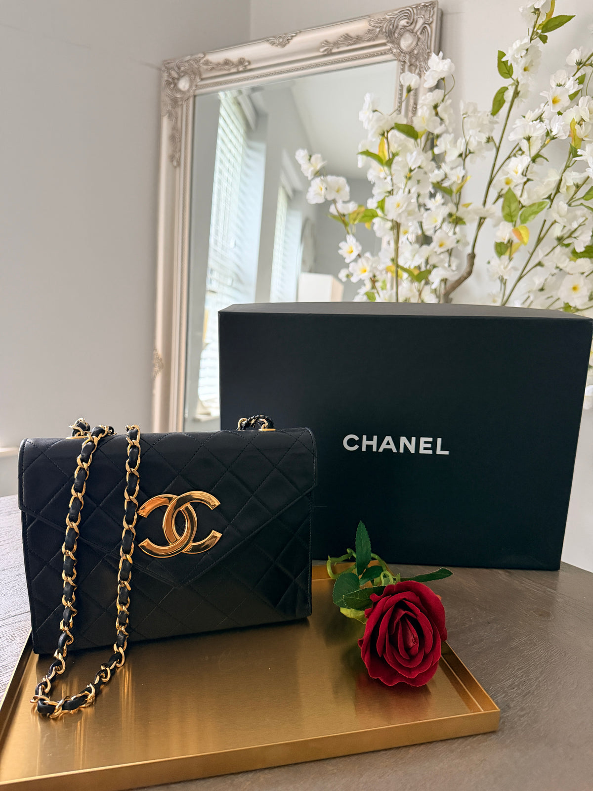 Chanel Vintage Small Shoulder Bag Black Lambskin Leather Gold Hardware