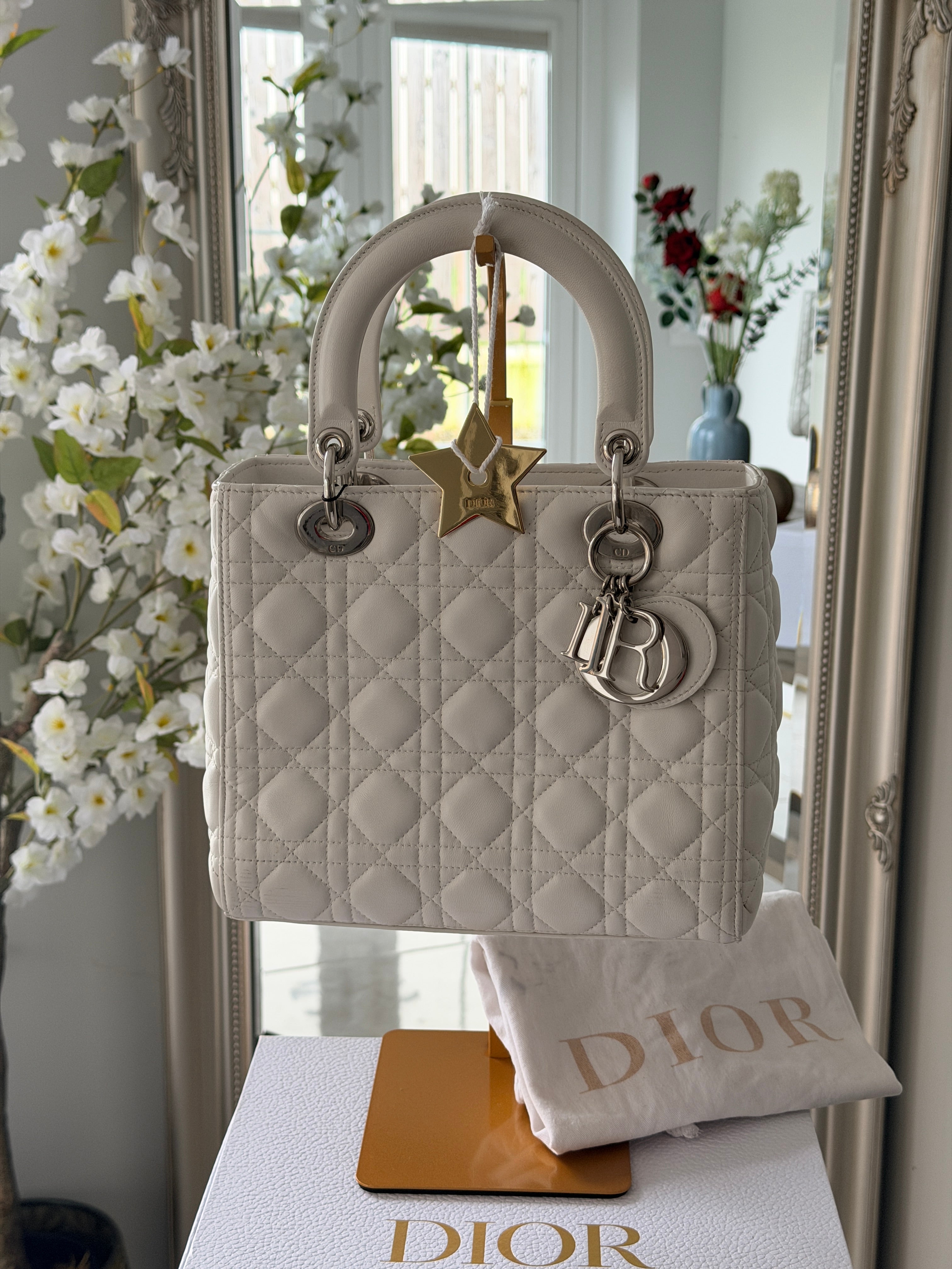 Christian Dior Lady Dior Medium Handbag White Cannage Leather Silver Hardware