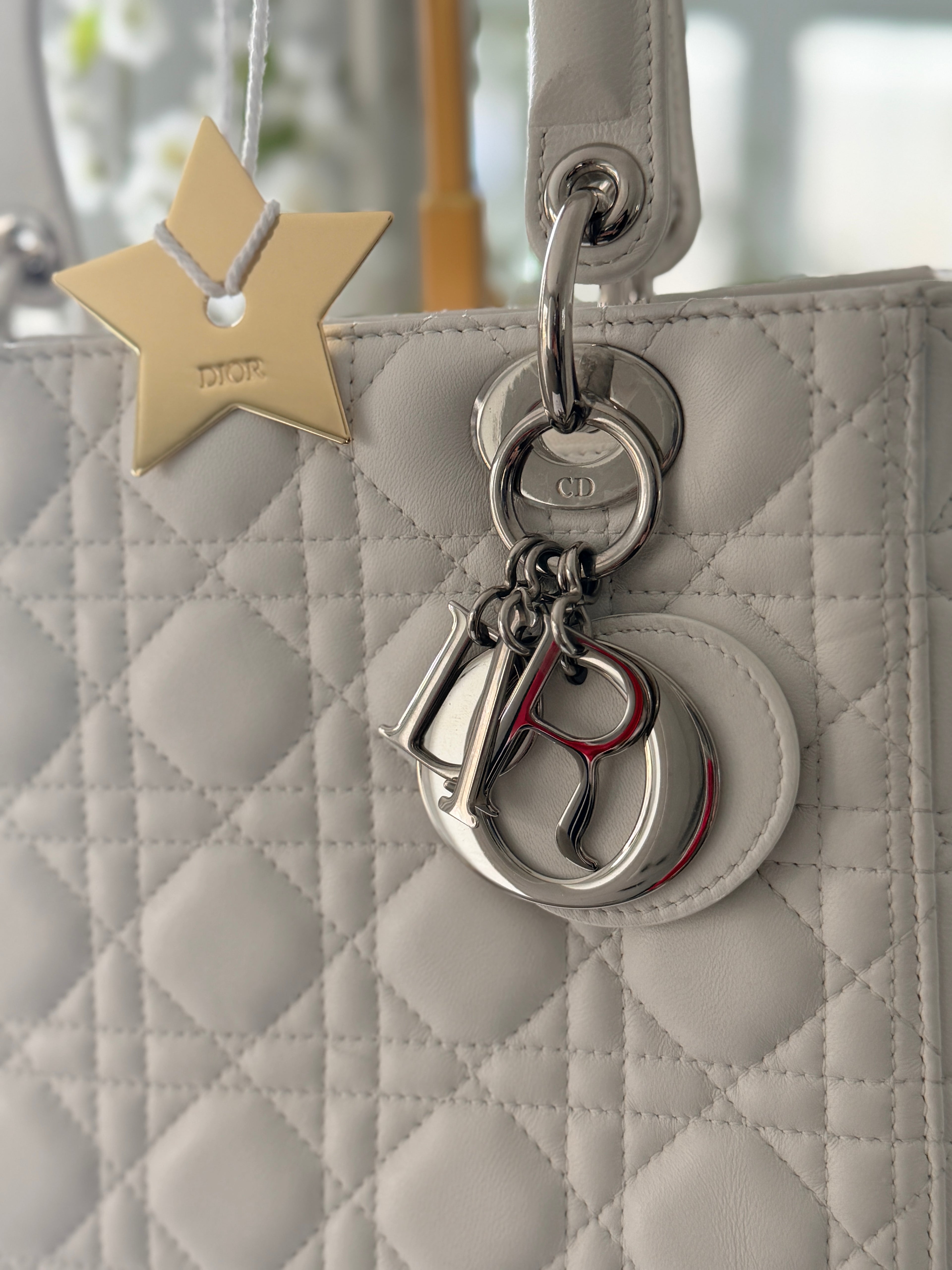 Christian Dior Lady Dior Medium Handbag White Cannage Leather Silver Hardware