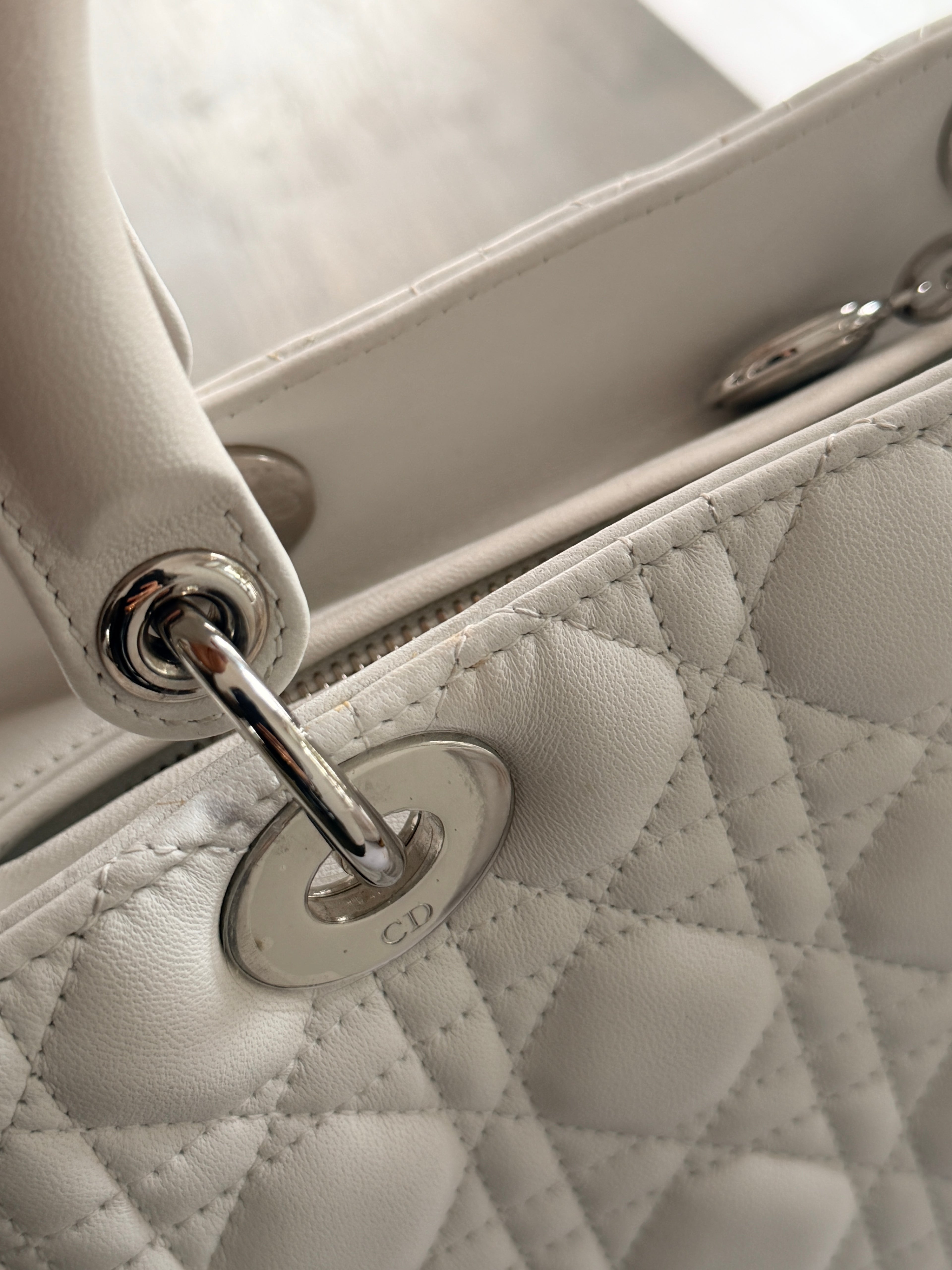 Christian Dior Lady Dior Medium Handbag White Cannage Leather Silver Hardware