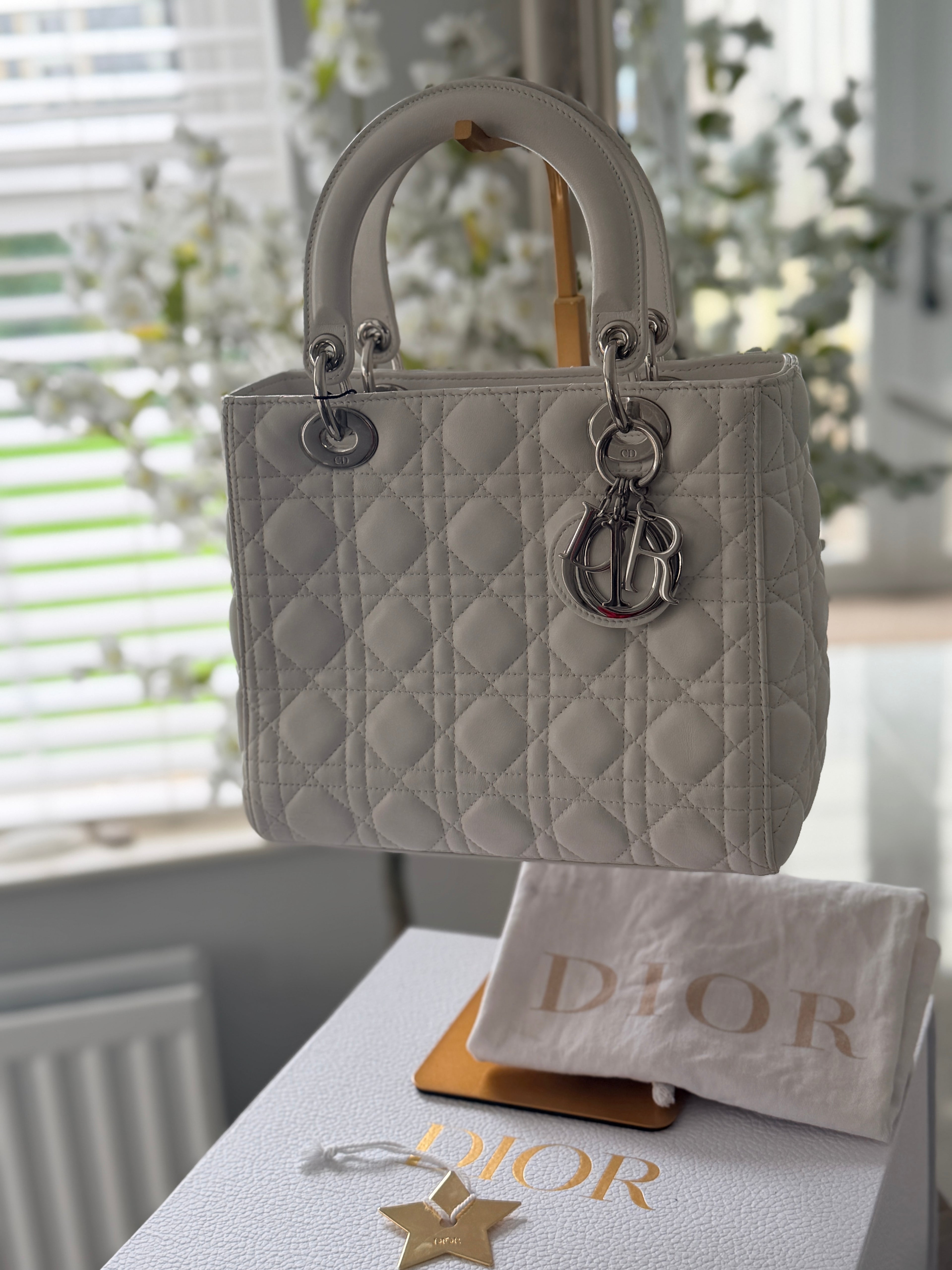 Christian Dior Lady Dior Medium Handbag White Cannage Leather Silver Hardware