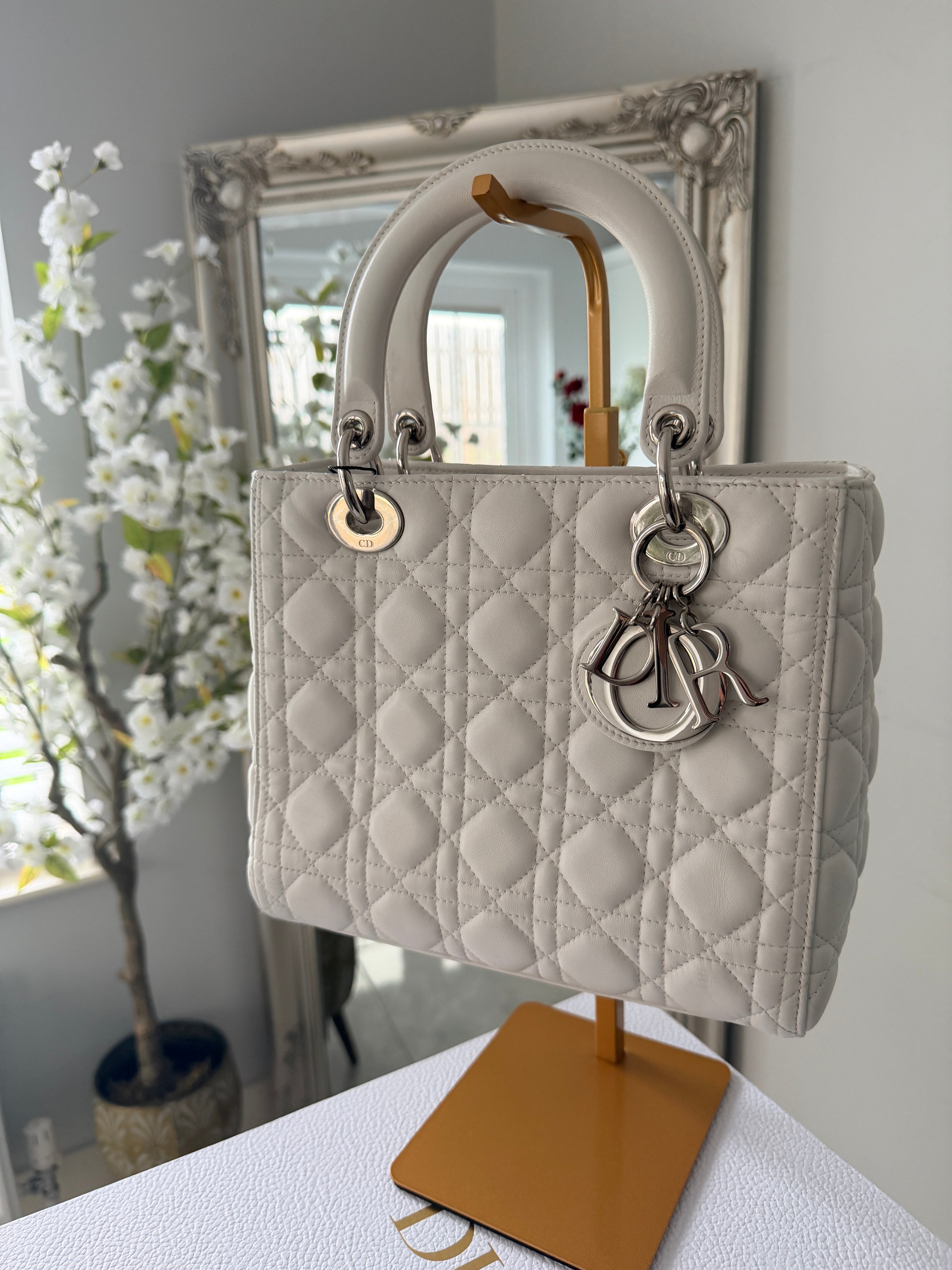 Christian Dior Lady Dior Medium Handbag White Cannage Leather Silver Hardware