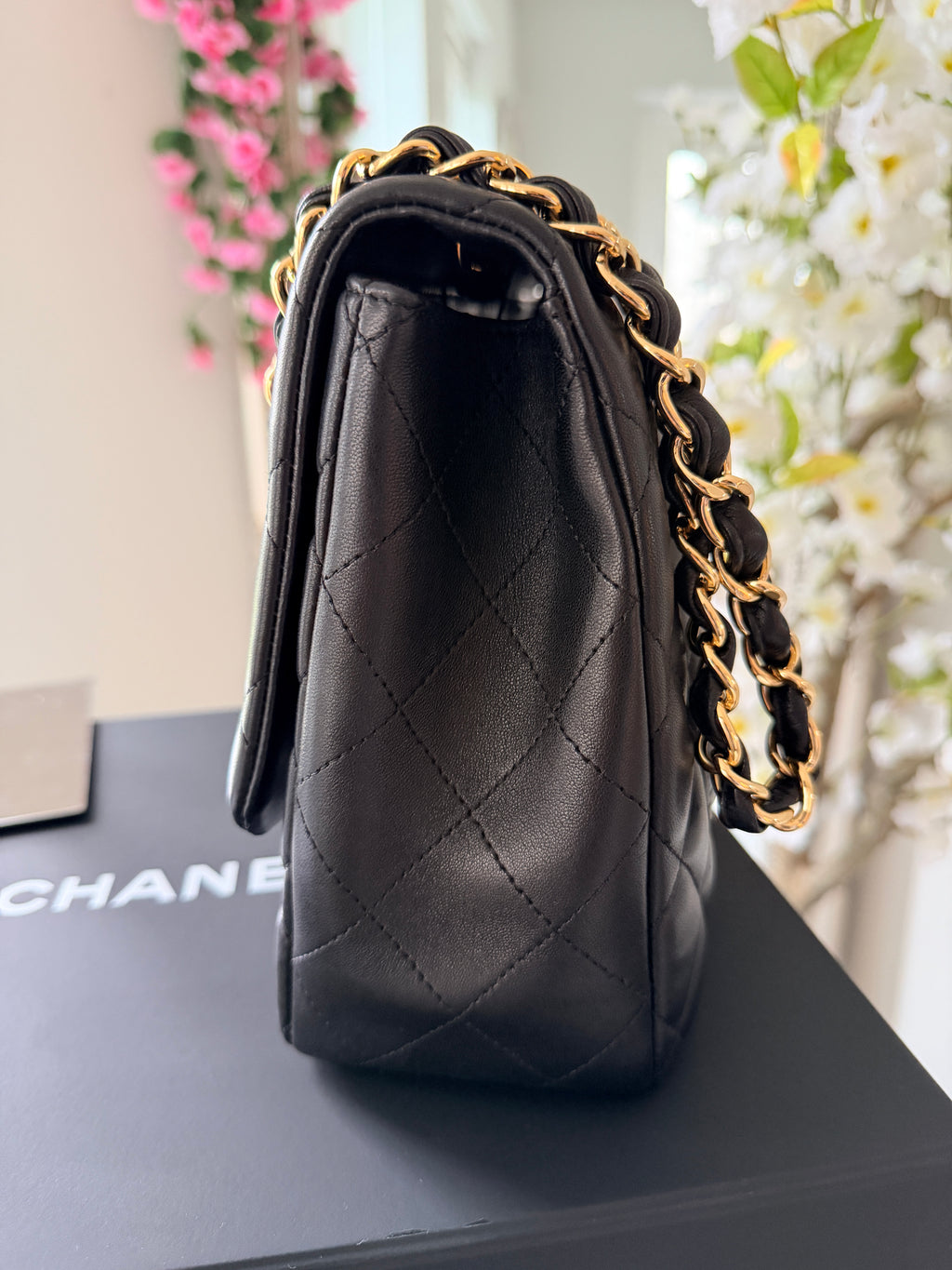 Chanel Jumbo Classic Single Flap Black Lambskin Leather Gold Hardware