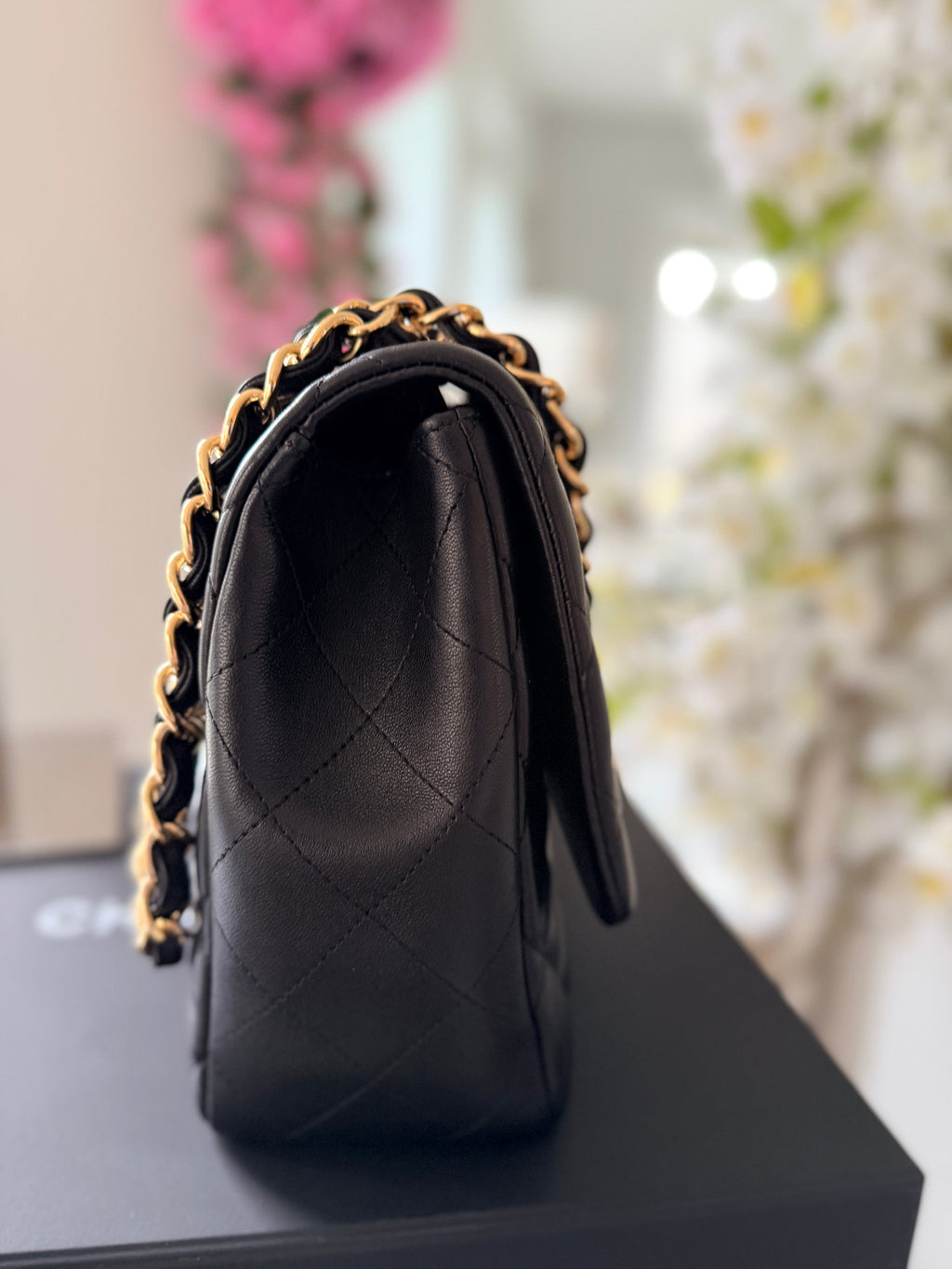 Chanel Jumbo Classic Single Flap Black Lambskin Leather Gold Hardware