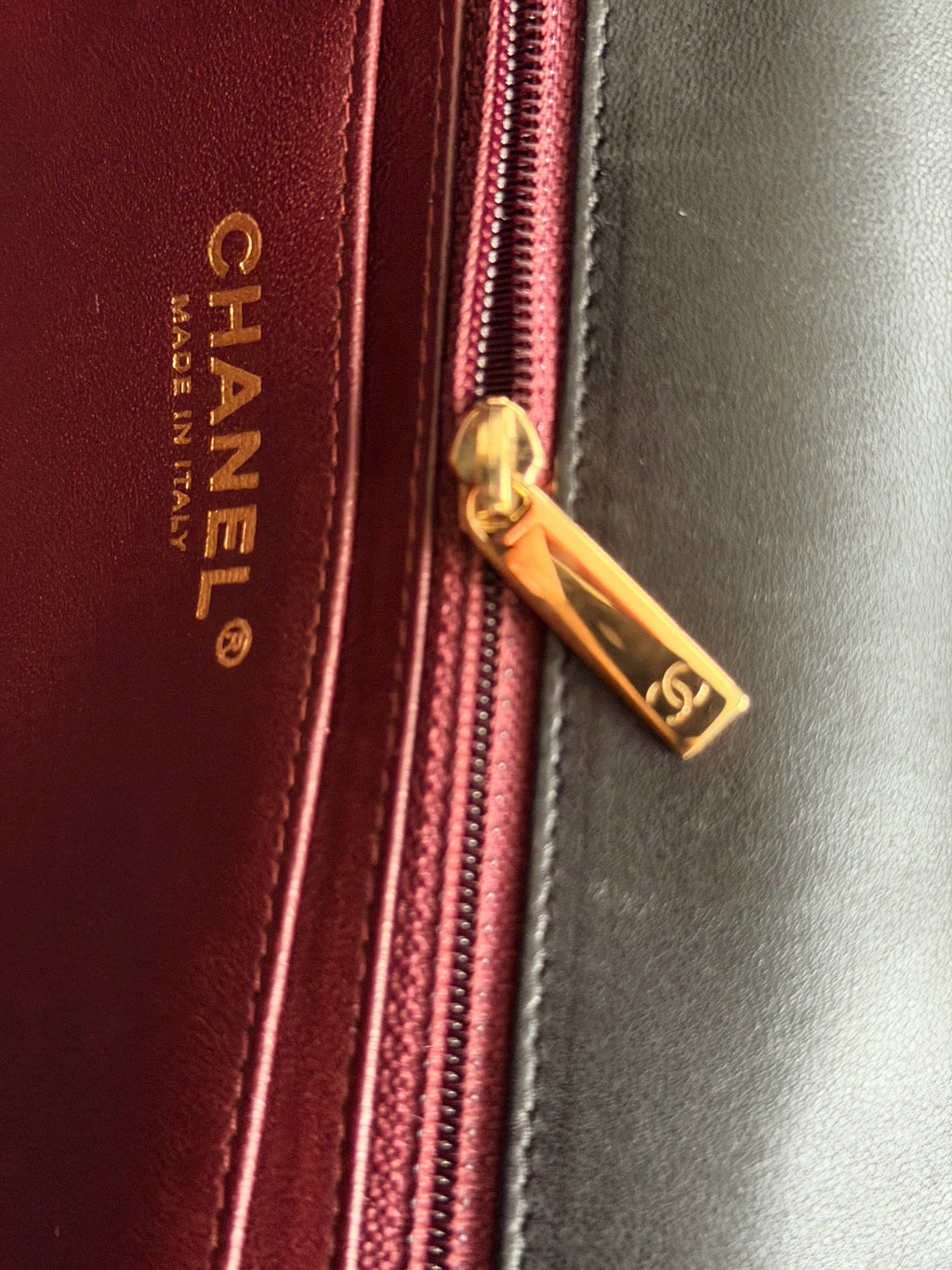 Chanel Jumbo Classic Single Flap Black Lambskin Leather Gold Hardware
