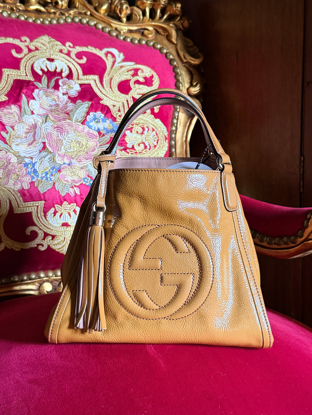 GUCCI GG Soho Tote Tan Cellarius Patent Leather Gold Hardware