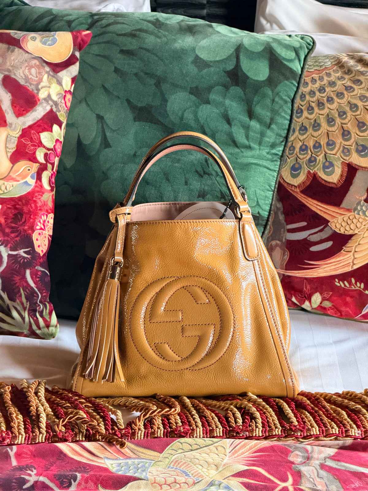 GUCCI GG Soho Tote Tan Cellarius Patent Leather Gold Hardware