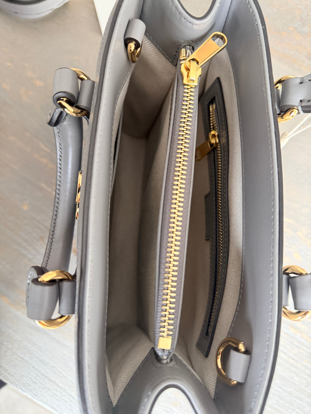 Gucci GG Matelasse Medium Grey Leather Handbag Gold Hardware