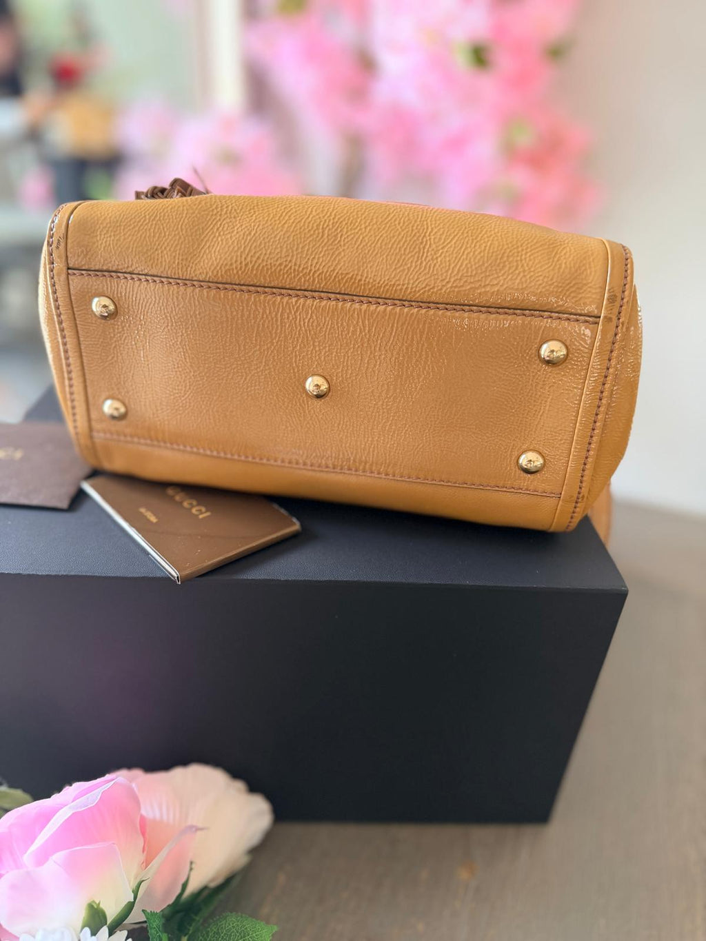GUCCI GG Soho Tote Mustard Cellarius Patent Leather Gold Hardware
