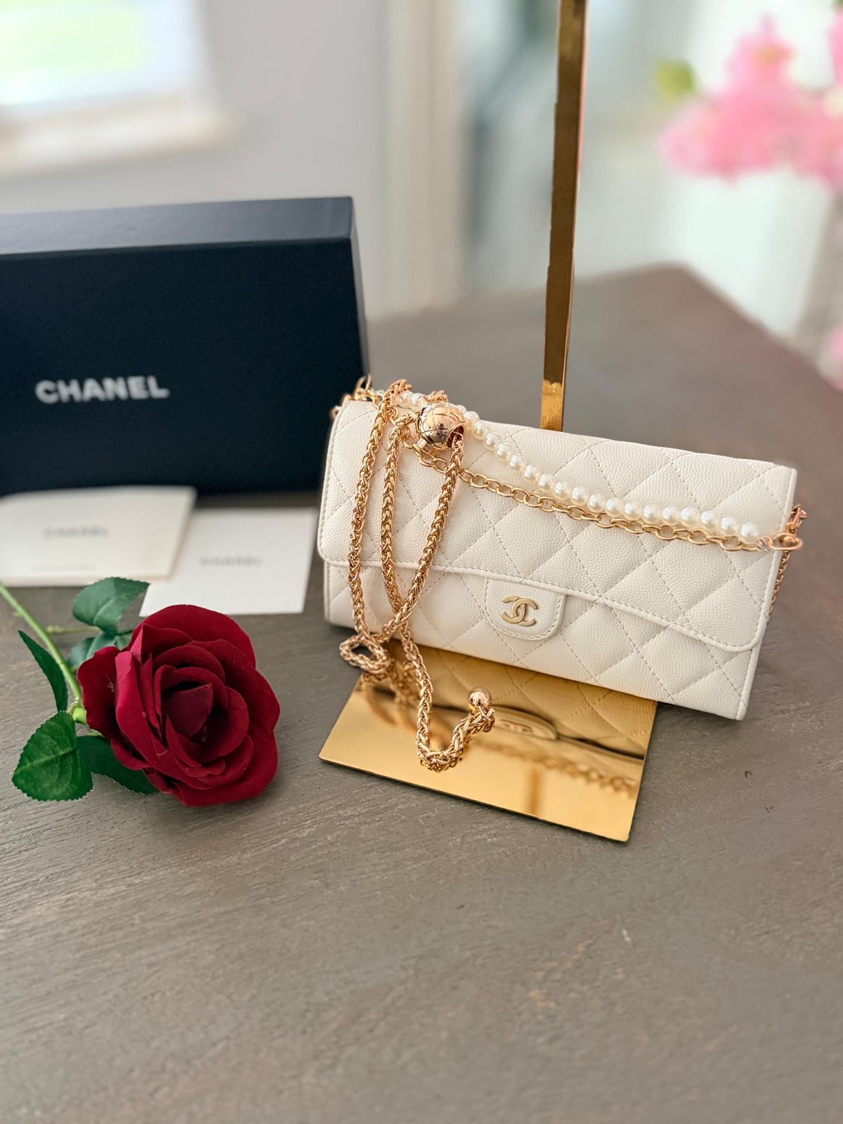 Chanel Matelasse Long Wallet White Caviar Leather Gold Hardware Series 30