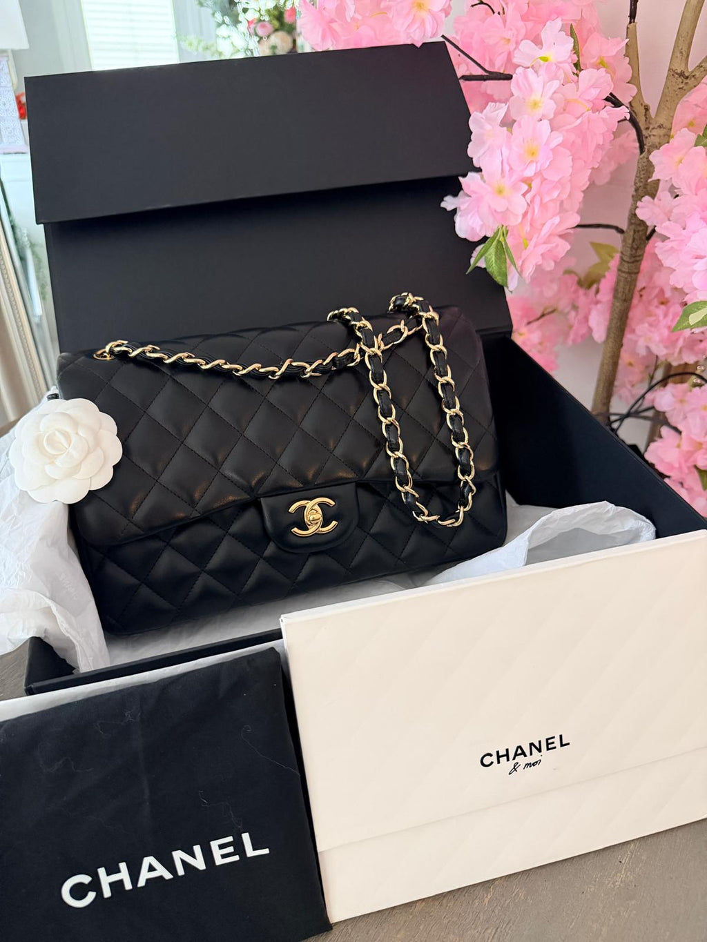Chanel Timeless Classic Jumbo Double Flap Handbag Black Lambskin Gold Leather