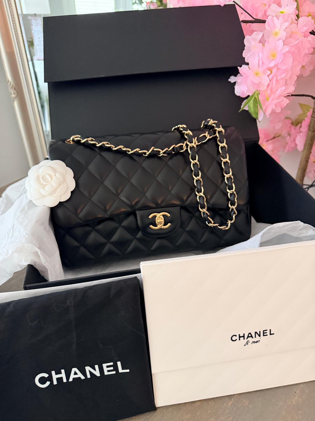 Chanel Timeless Classic Jumbo Double Flap Handbag Black Lambskin Gold Leather