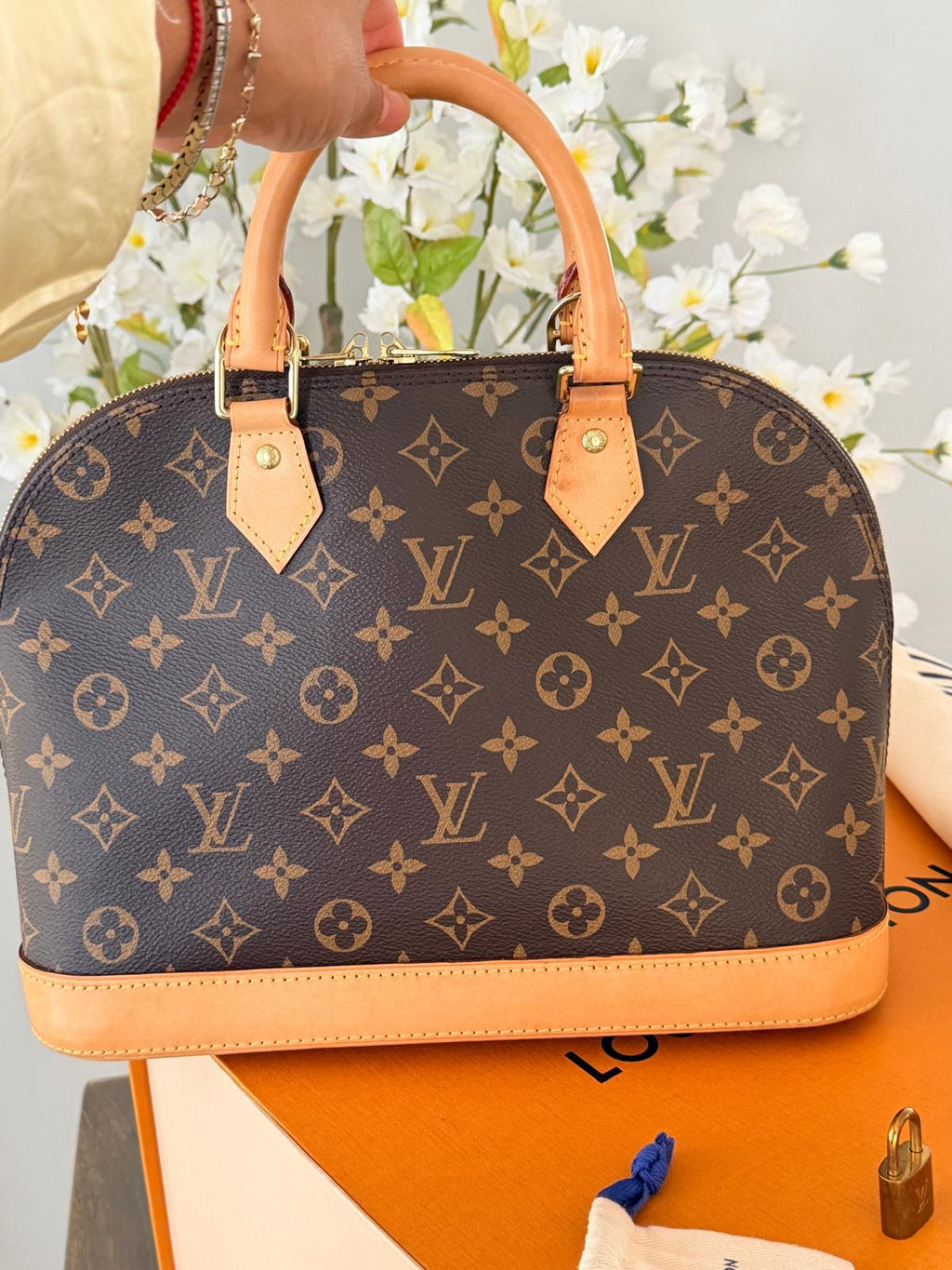 Louis Vuitton Alma PM Monogram 2018