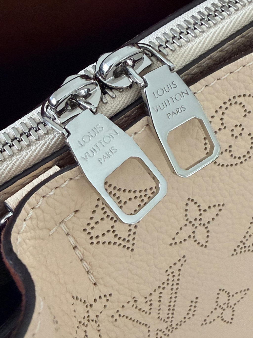 Louis Vuitton Mahina Bella Tote Bag Beige Leather Silver Hardware