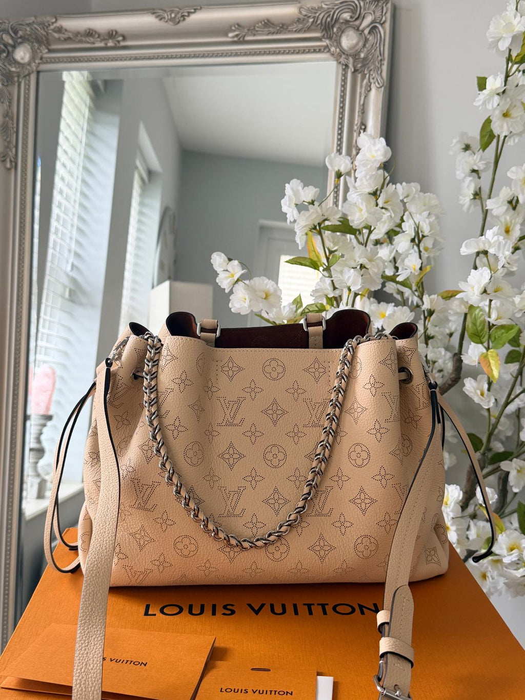 Louis Vuitton Mahina Bella Tote Bag Beige Leather Silver Hardware