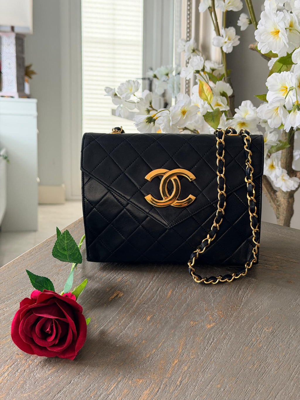 Chanel Vintage Small Shoulder Bag Black Lambskin Leather Gold Hardware