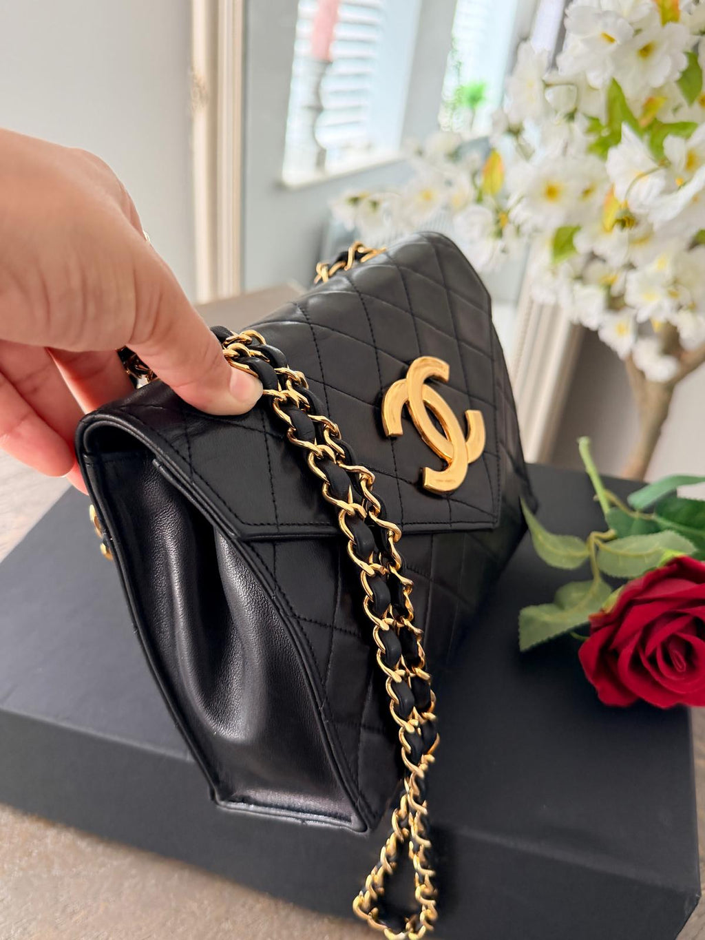 Chanel Vintage Small Shoulder Bag Black Lambskin Leather Gold Hardware