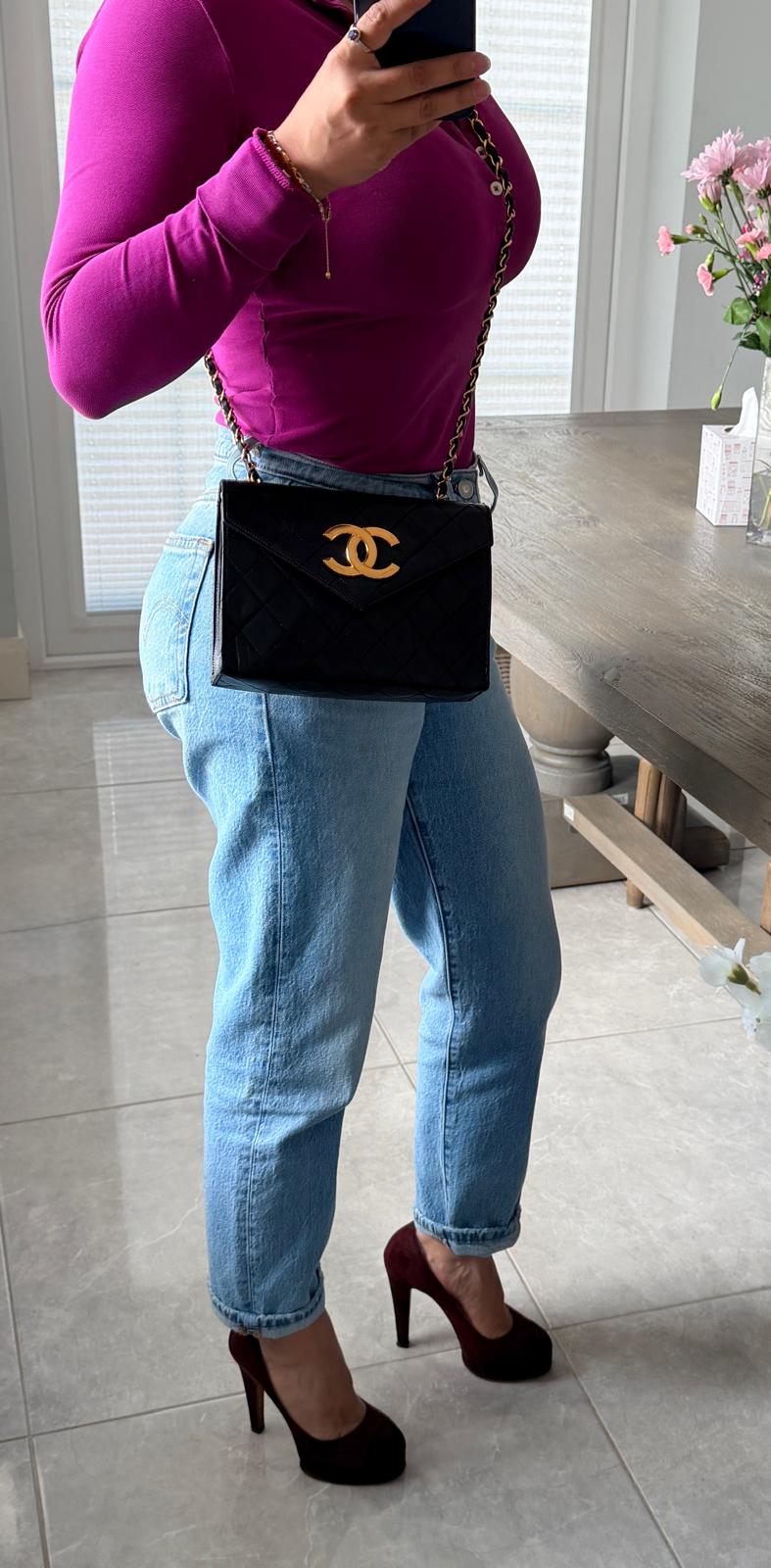Chanel Vintage Small Shoulder Bag Black Lambskin Leather Gold Hardware