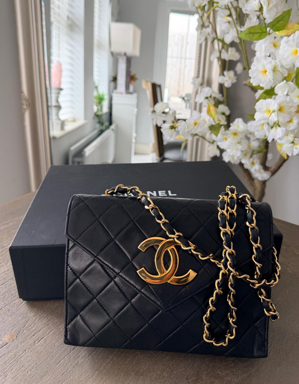Chanel Vintage Small Shoulder Bag Black Lambskin Leather Gold Hardware