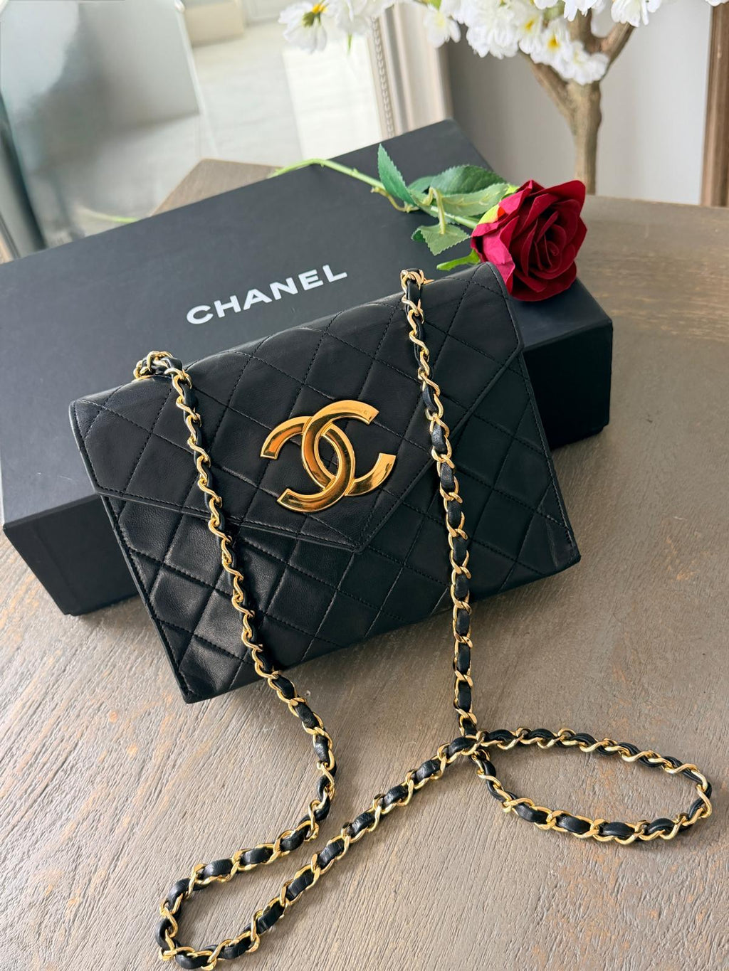 Chanel Vintage Small Shoulder Bag Black Lambskin Leather Gold Hardware
