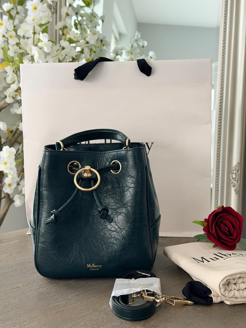 Mulberry Hampstead Bucket Bag Dark Green Glossy Calfskin Leather Light Gold Hardware