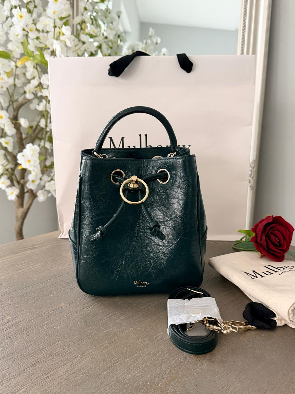 Mulberry Hampstead Bucket Bag Dark Green Glossy Calfskin Leather Light Gold Hardware