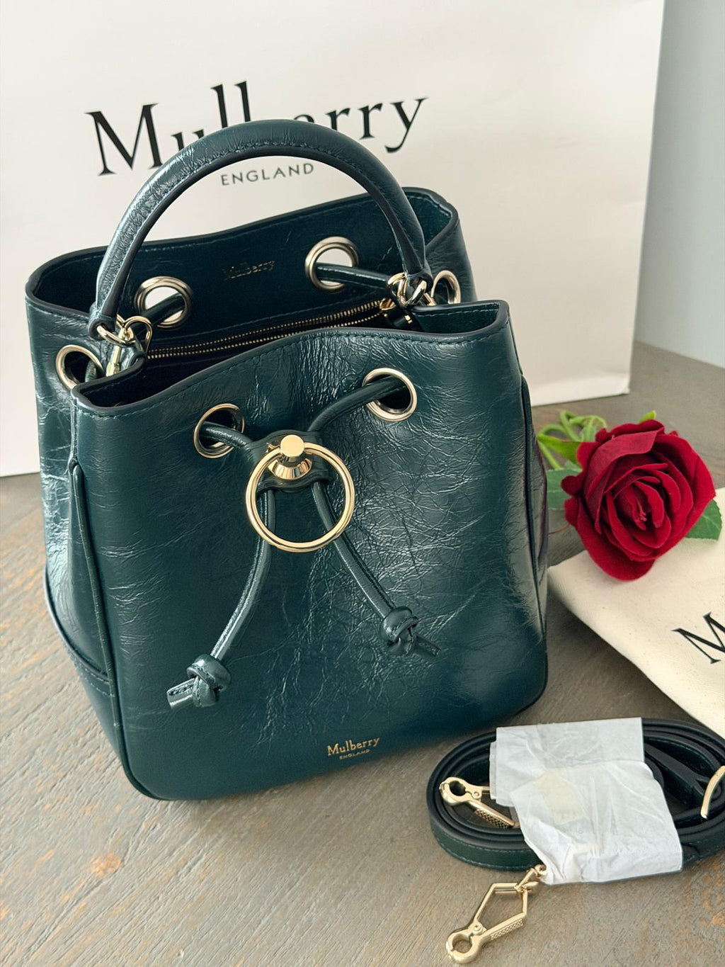Mulberry Hampstead Bucket Bag Dark Green Glossy Calfskin Leather Light Gold Hardware
