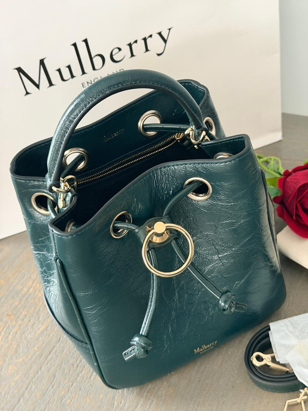 Mulberry Hampstead Bucket Bag Dark Green Glossy Calfskin Leather Light Gold Hardware