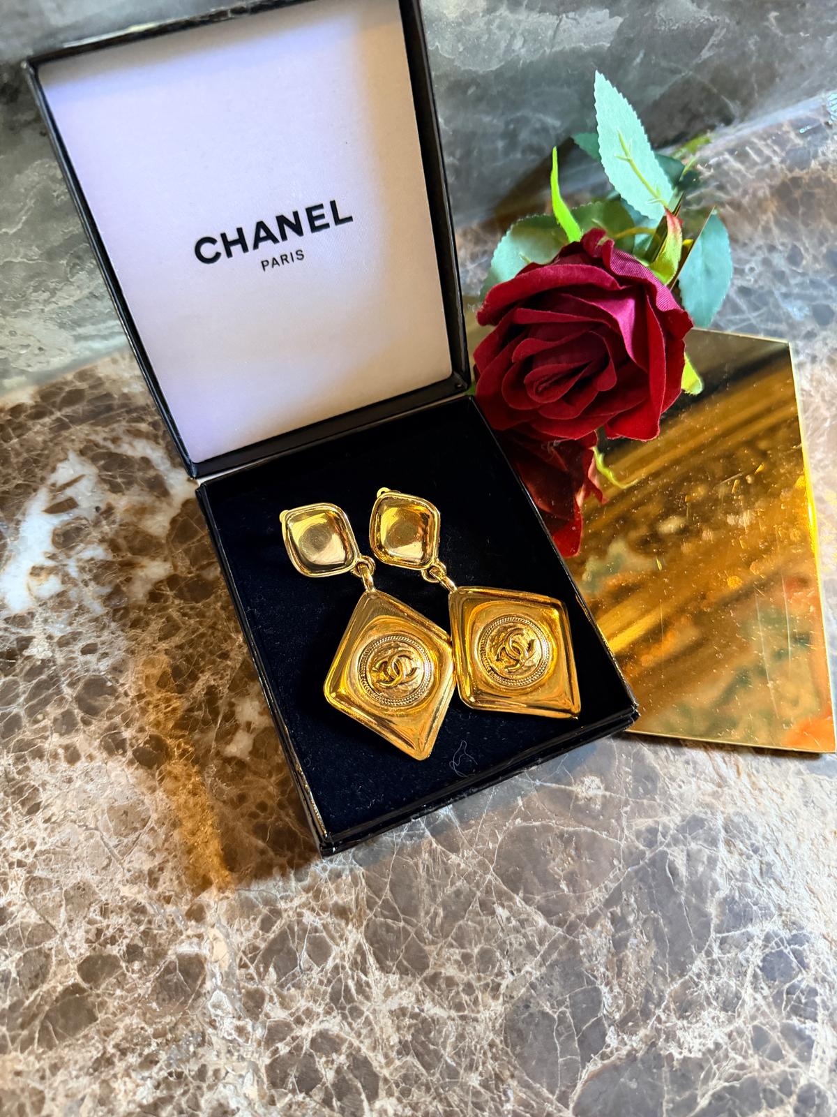 Chanel Vintage XL CC Rhombus Gold Drop Earrings