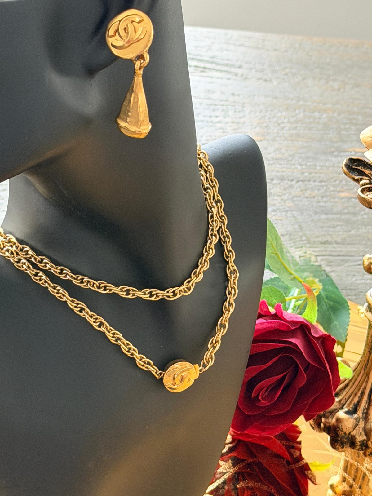Chanel Vintage Coco Mark Swing Gold Earrings